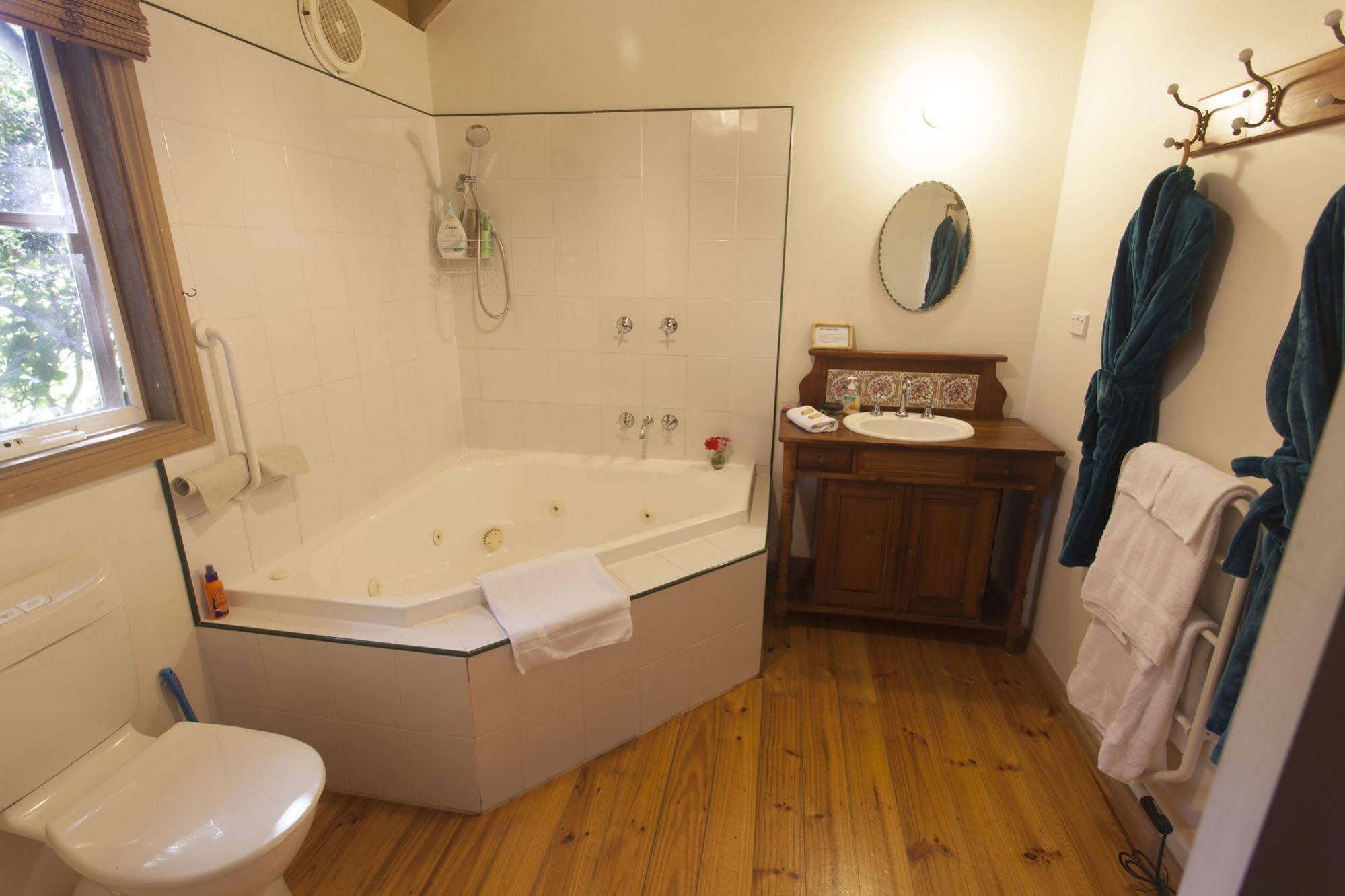 Olinda Country Cottages