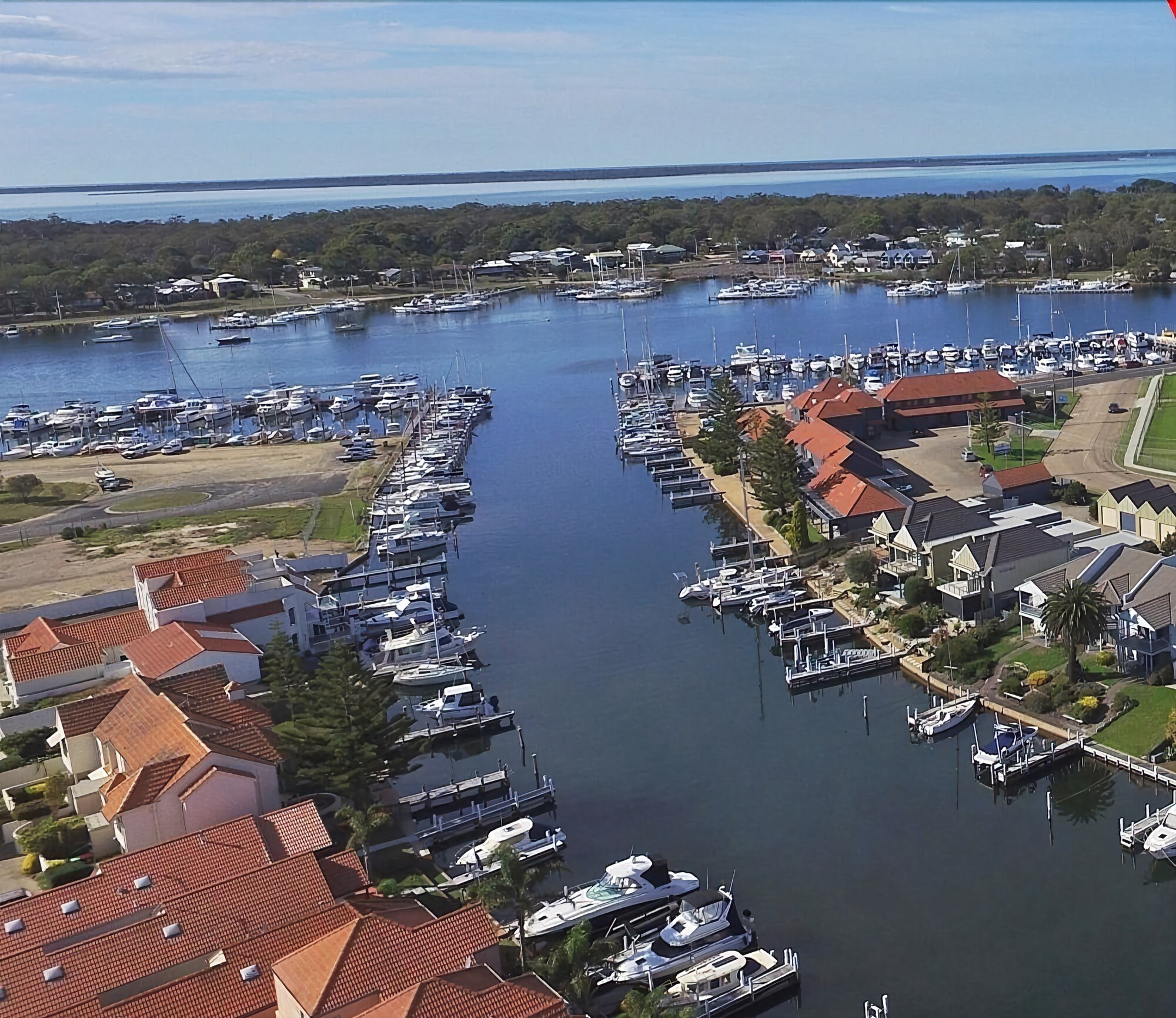 Mariners Cove at Paynesville Motel & Apartments