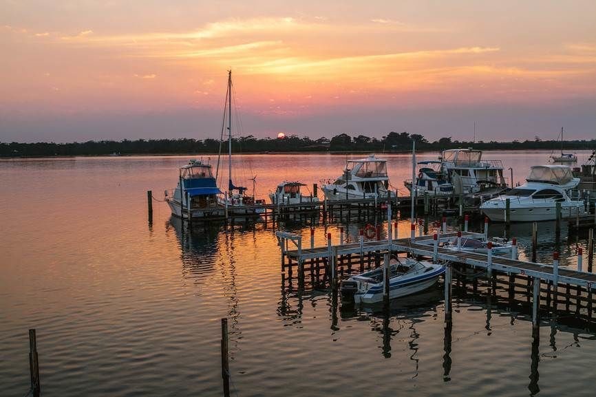 Mariners Cove at Paynesville Motel & Apartments