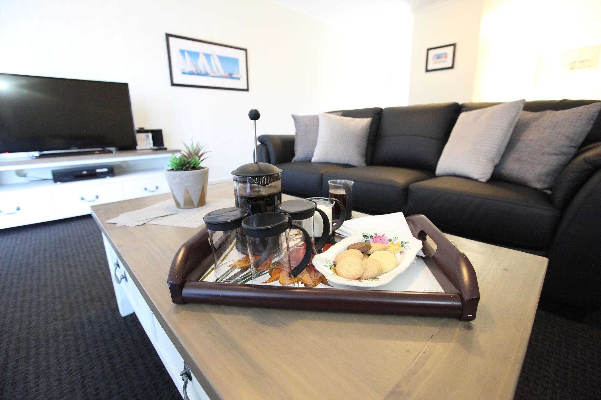 Mariners Cove at Paynesville Motel & Apartments