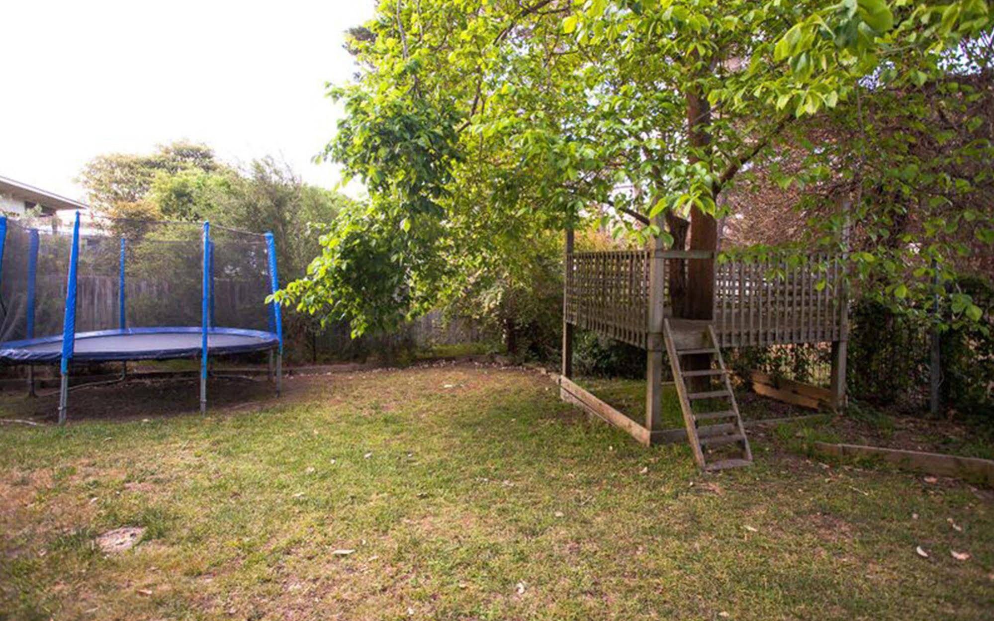 Queenscliff And Point Lonsdale Holiday Apartments