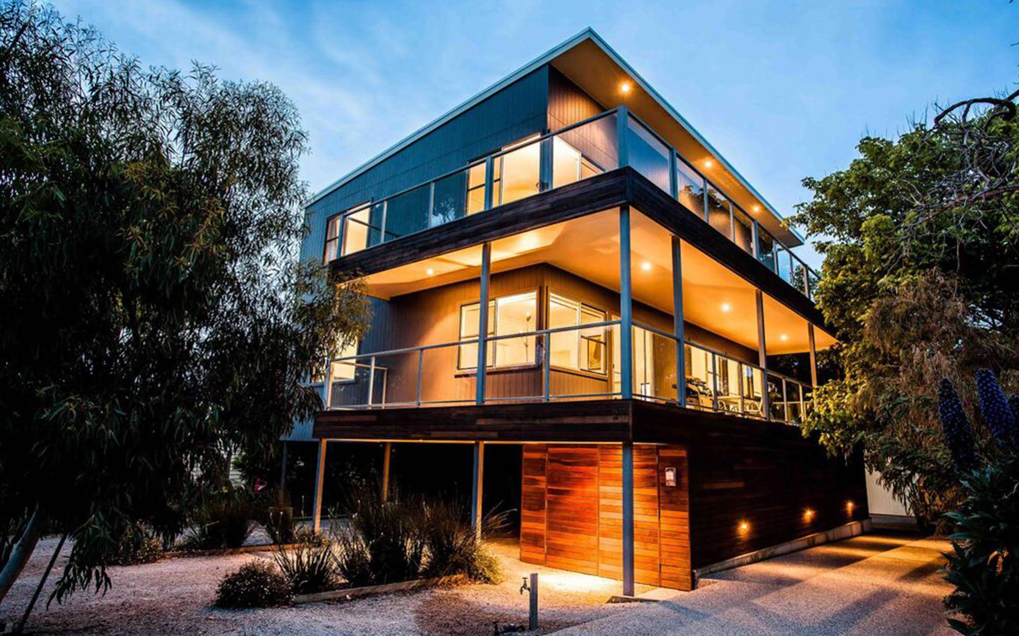 Queenscliff And Point Lonsdale Holiday Apartments