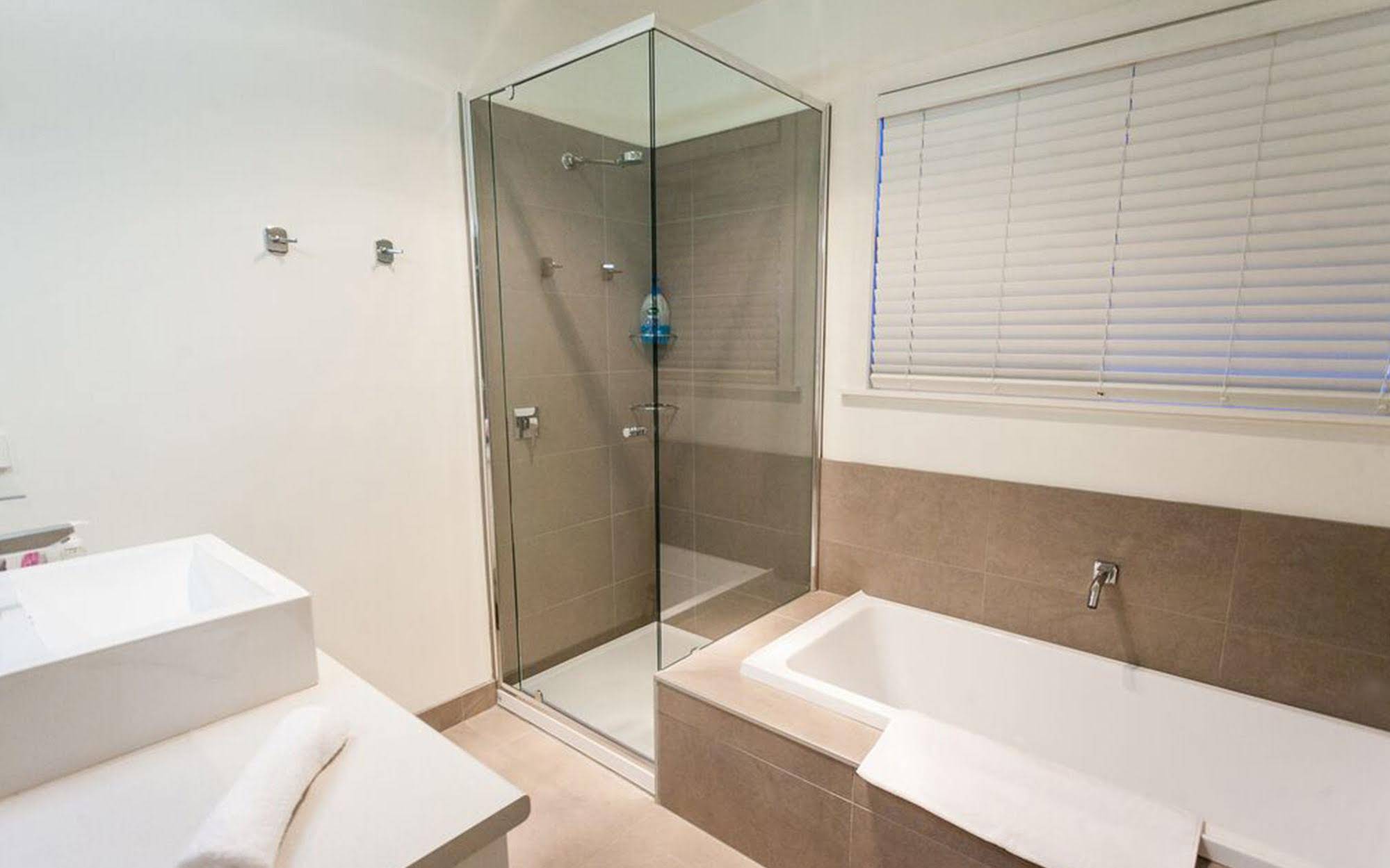 Queenscliff And Point Lonsdale Holiday Apartments