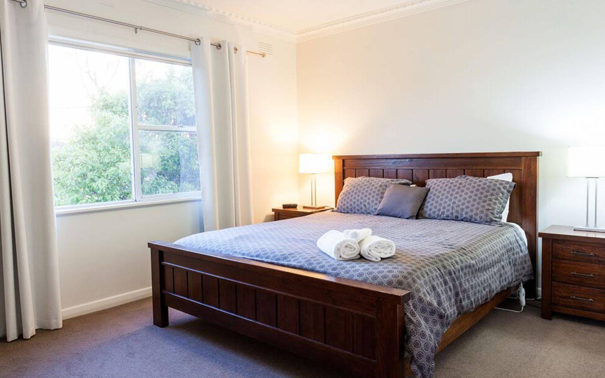 Queenscliff And Point Lonsdale Holiday Apartments
