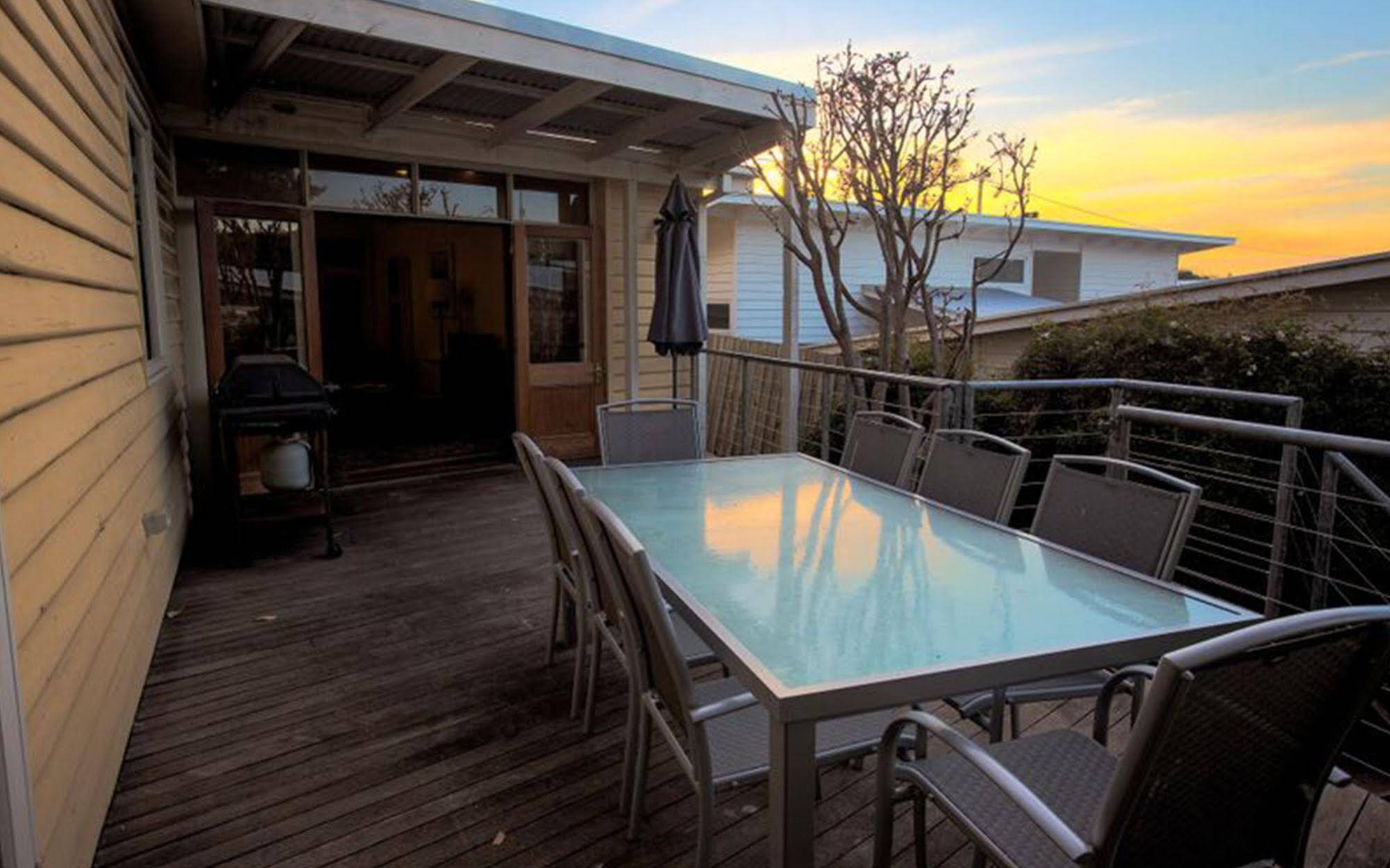 Queenscliff And Point Lonsdale Holiday Apartments