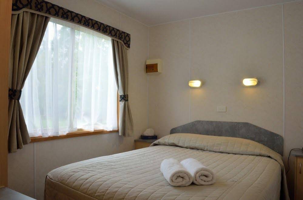Porepunkah Pines Holiday Park