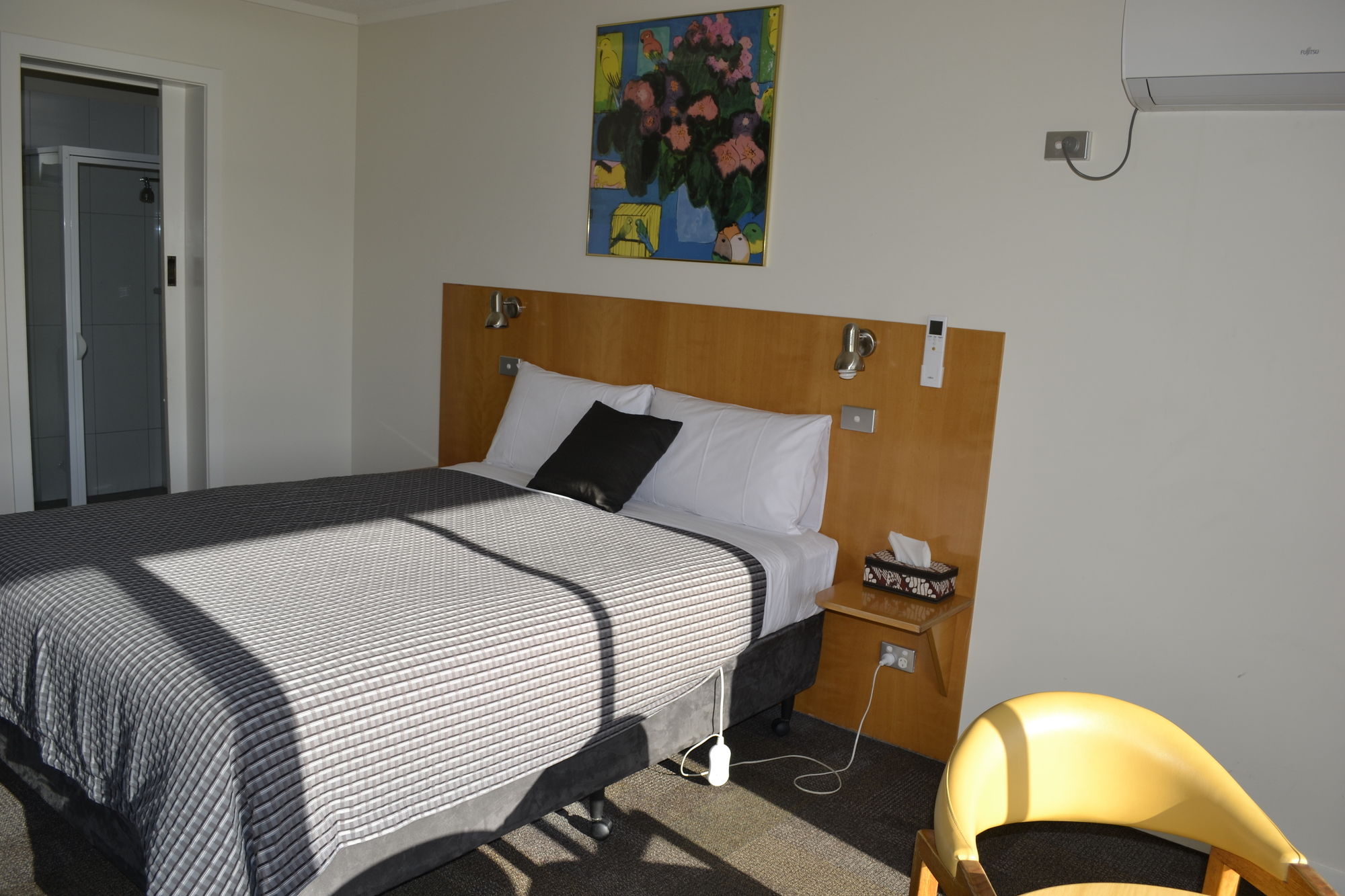 Loch Ard Motor Inn