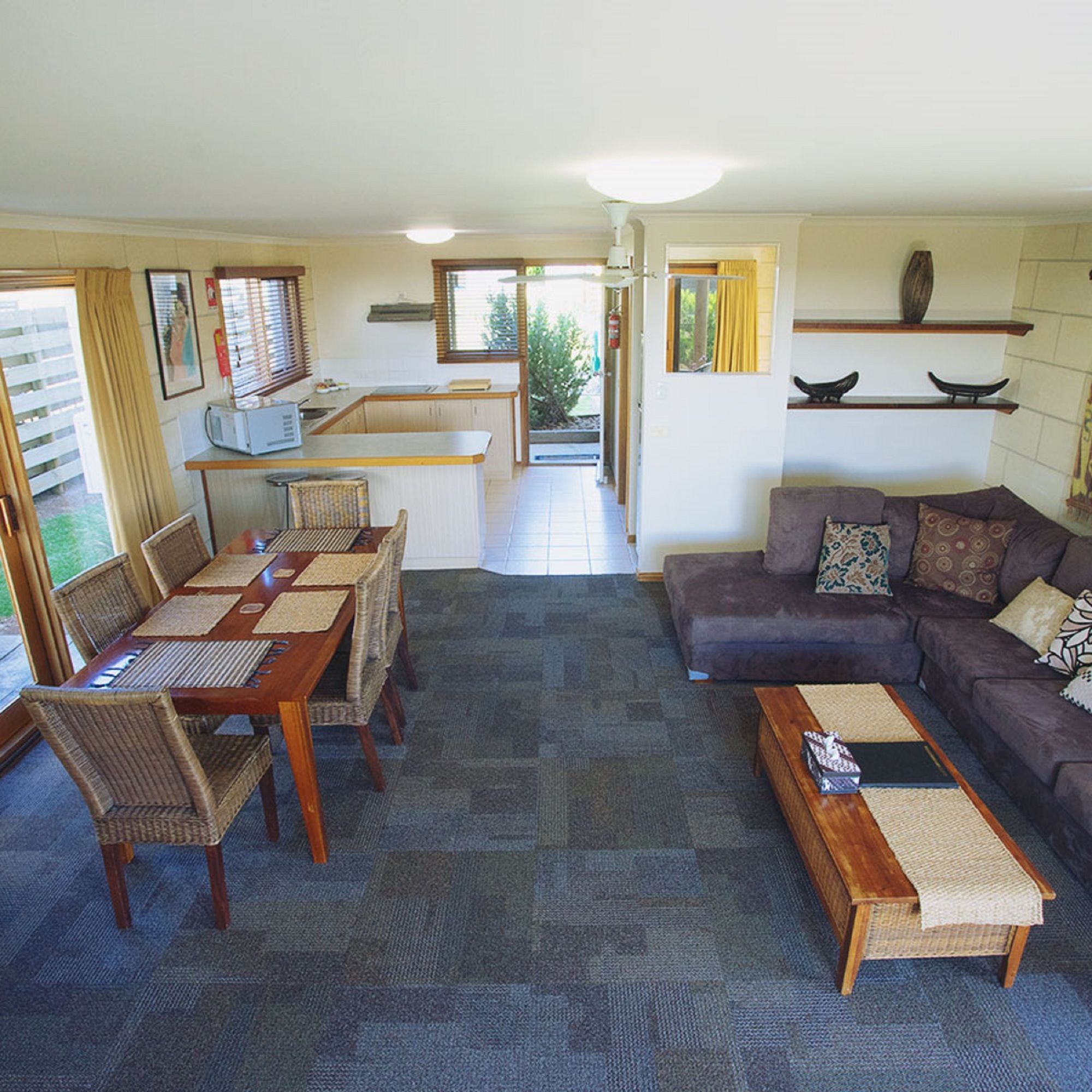 Loch Ard Motor Inn