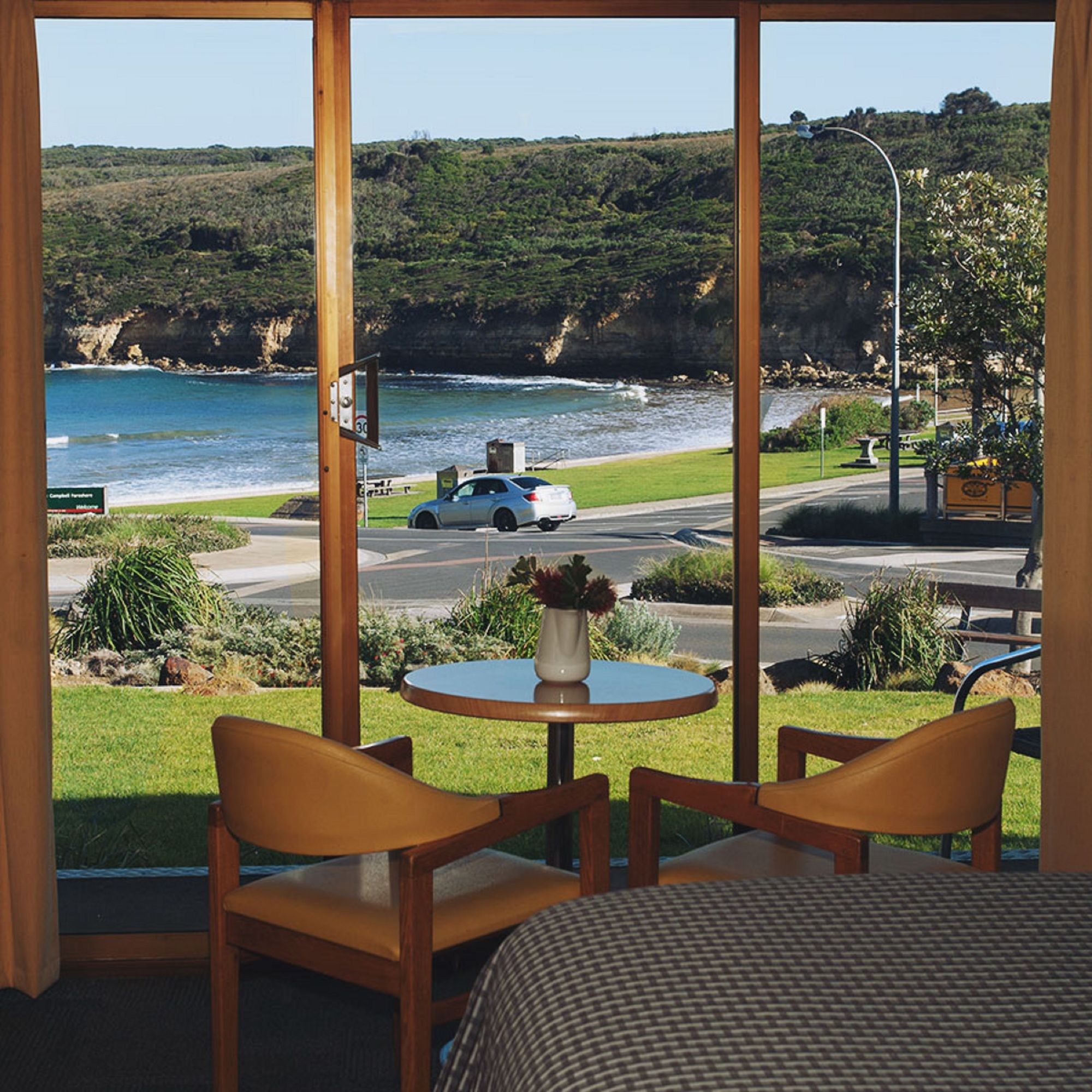 Loch Ard Motor Inn