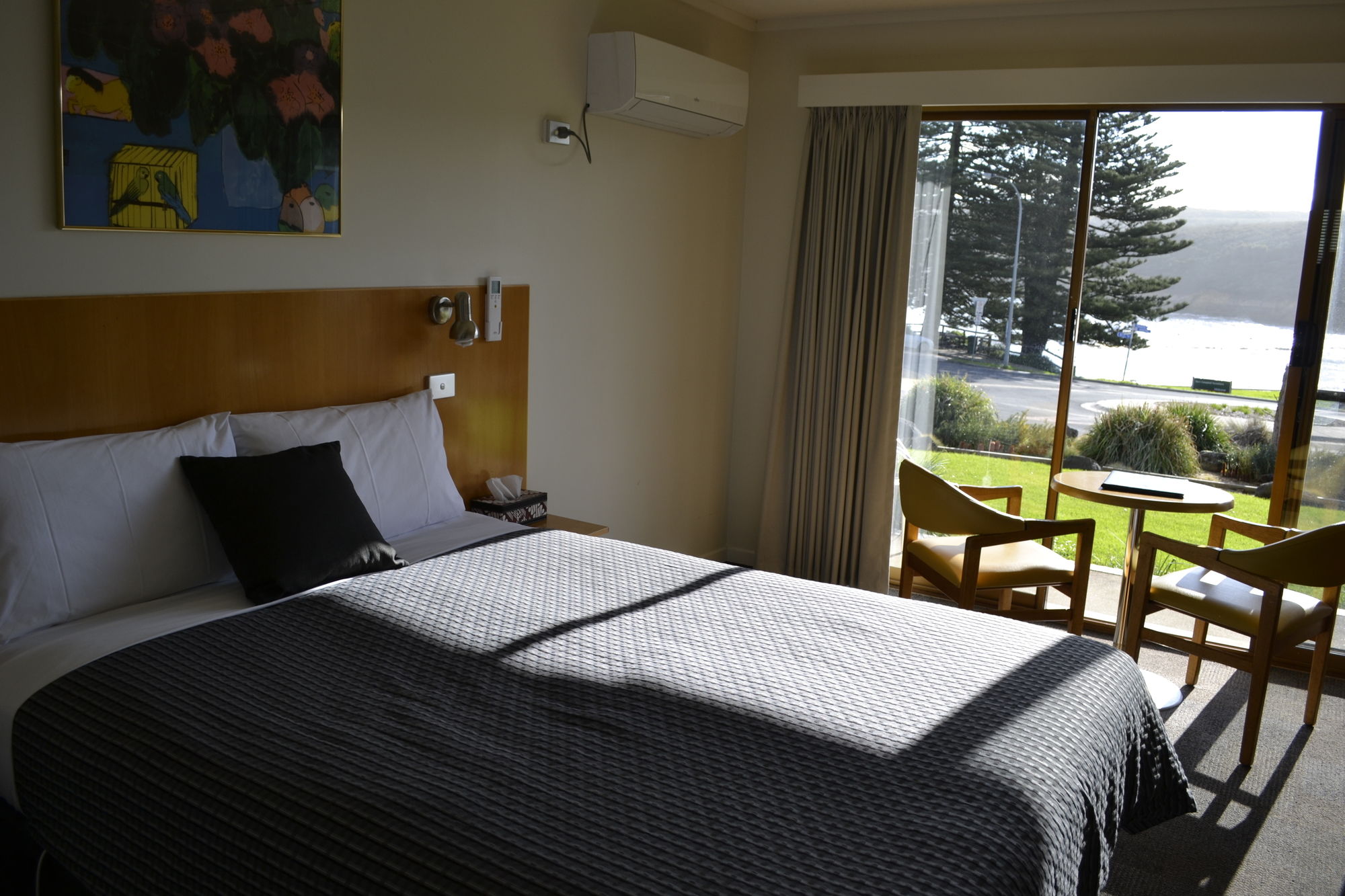 Loch Ard Motor Inn
