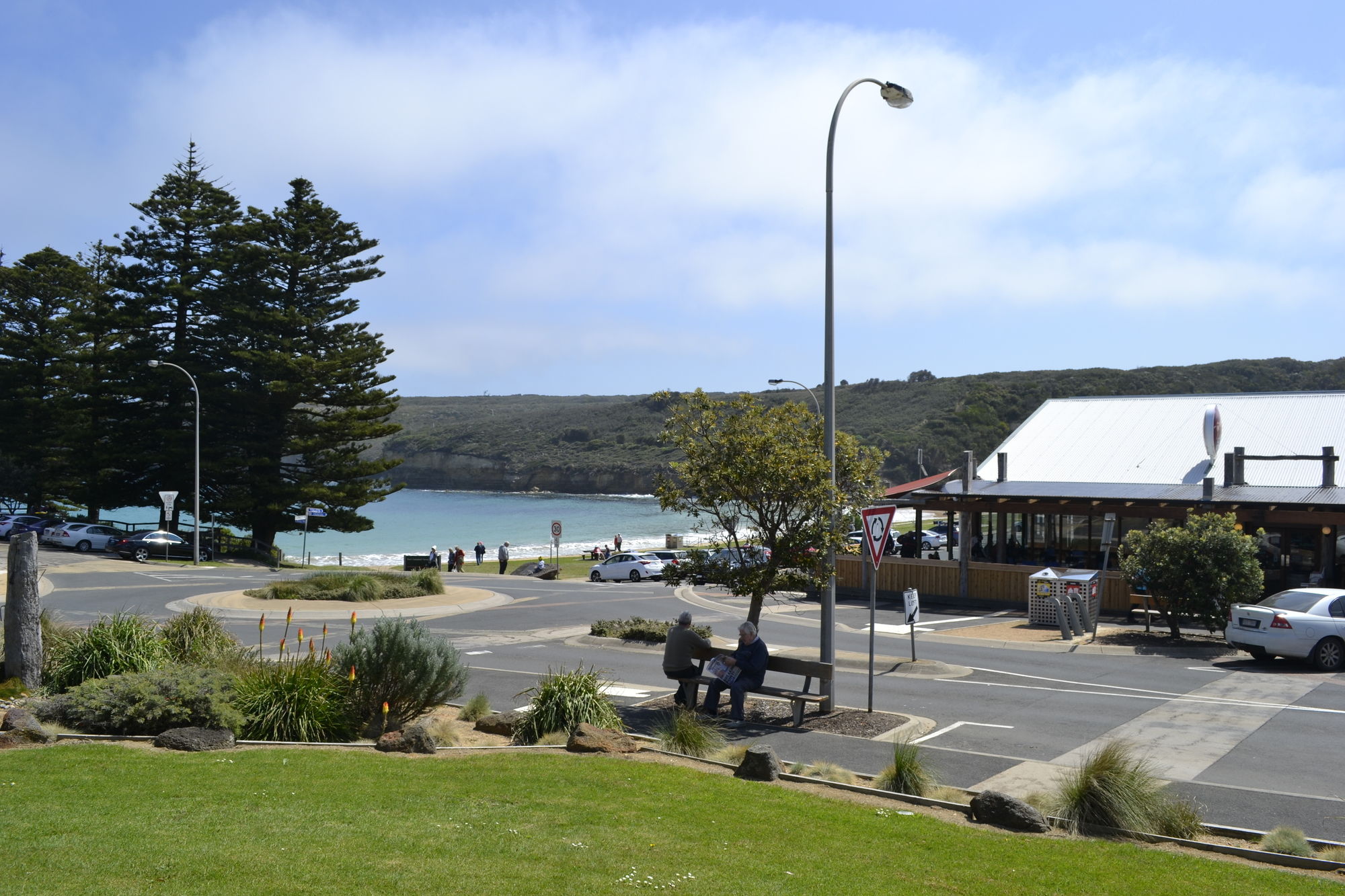 Loch Ard Motor Inn
