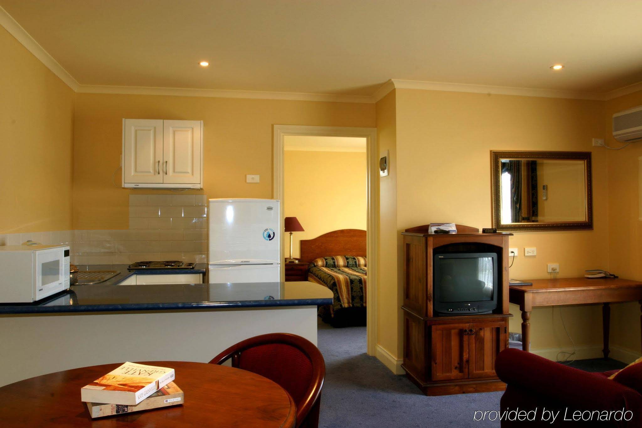 Ashmont Motor Inn & Apartments