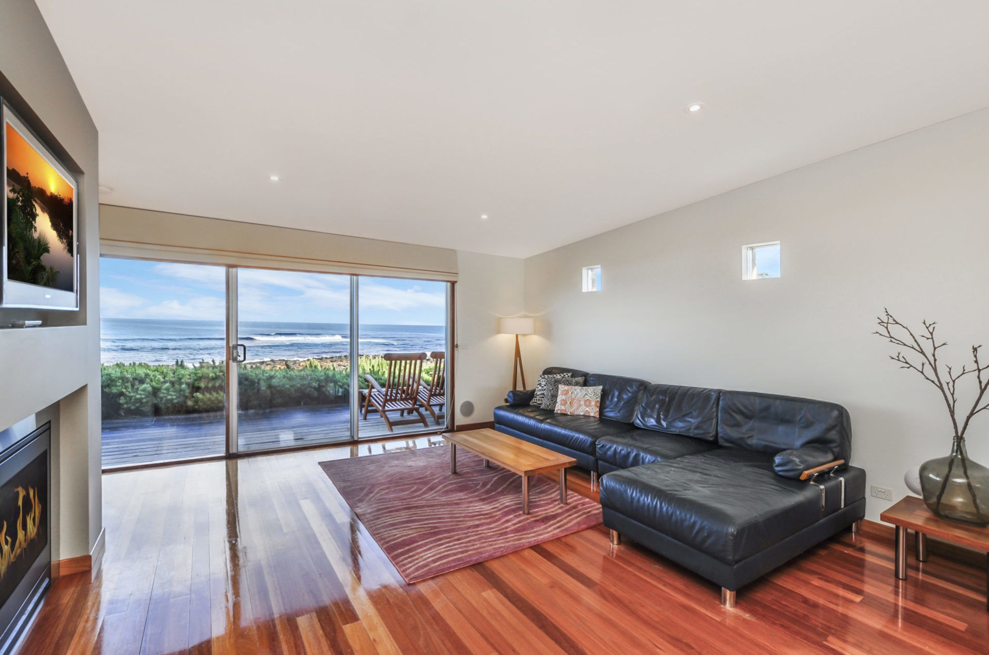 Hearn's Beachside Villas