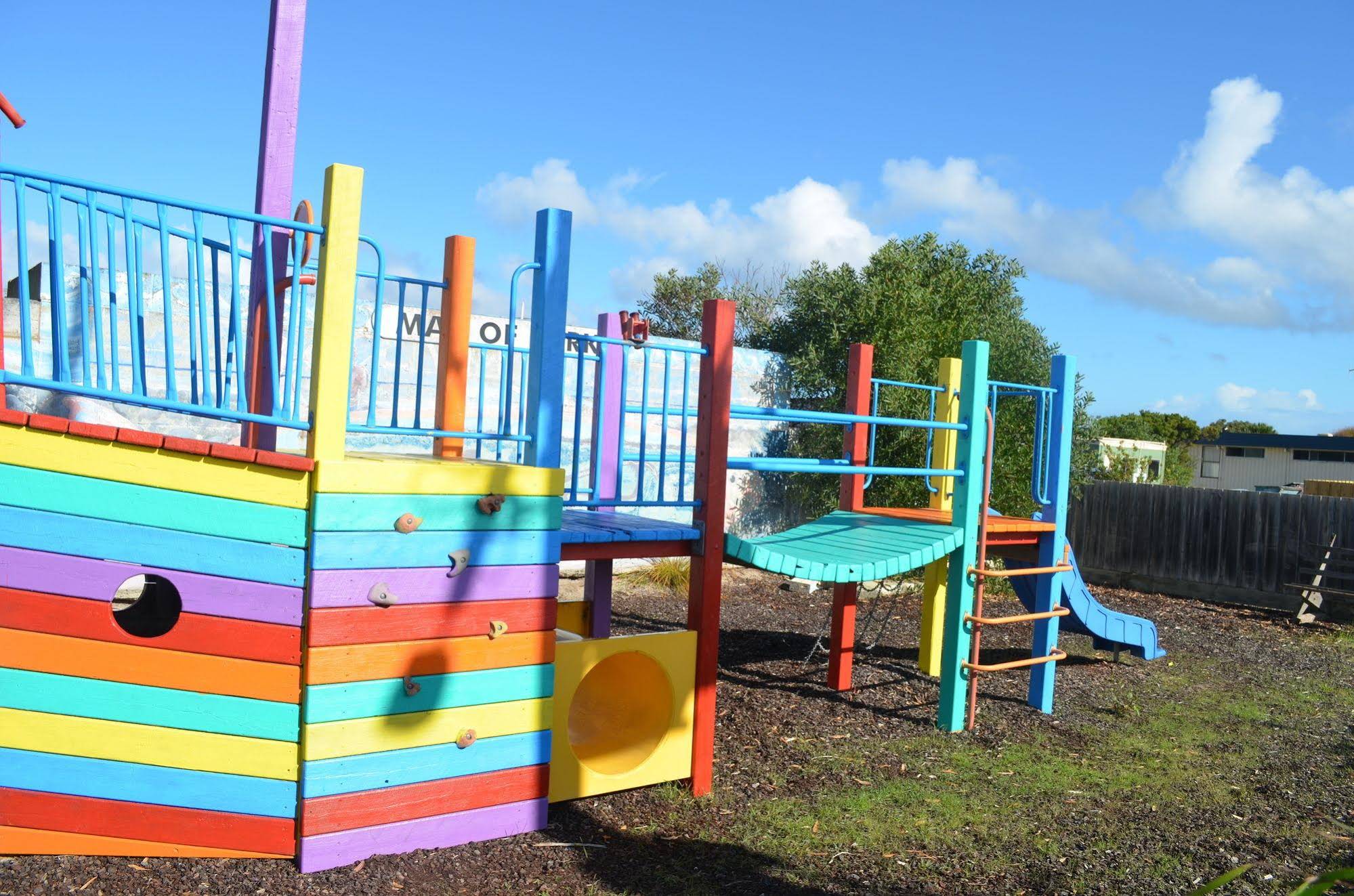 Henty Bay Beachfront Holiday Park
