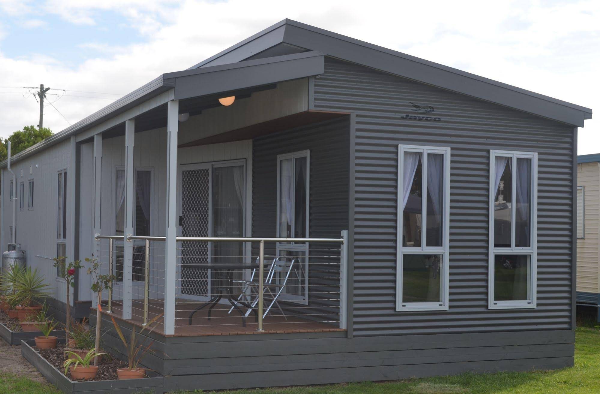 Henty Bay Beachfront Holiday Park