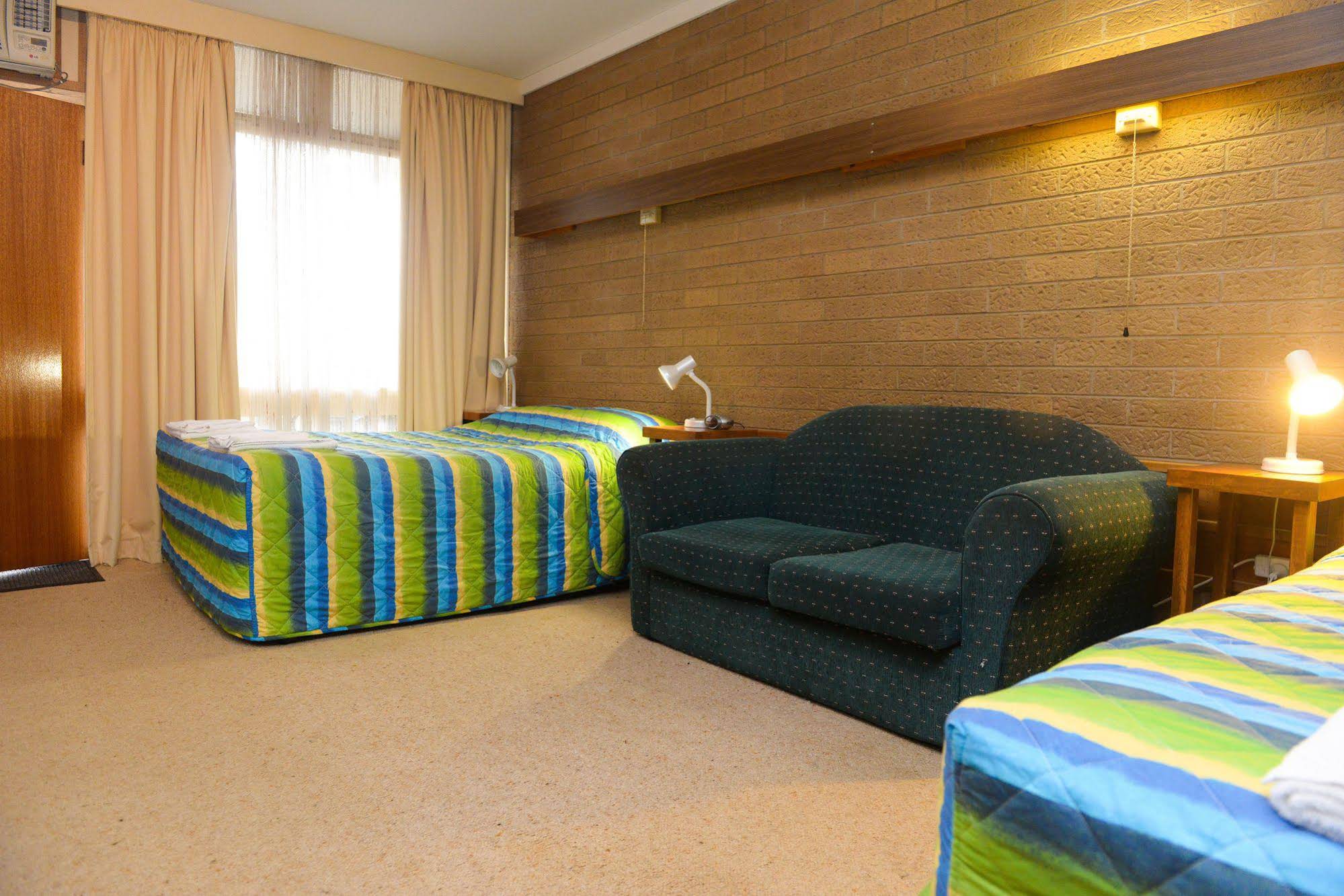 Portland retro motel