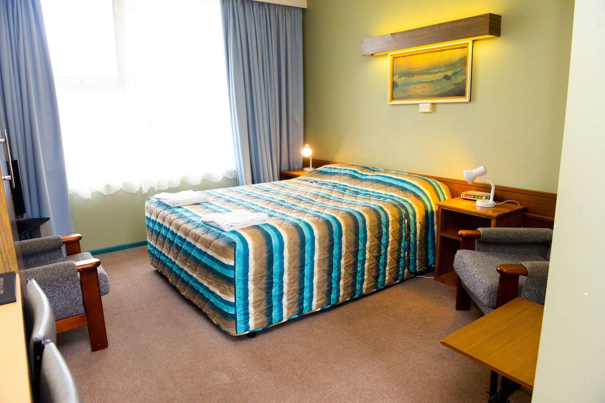 Portland retro motel