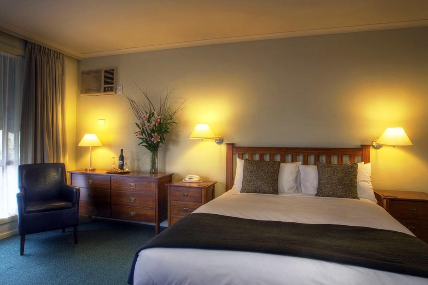 Ringwood Lake Inn