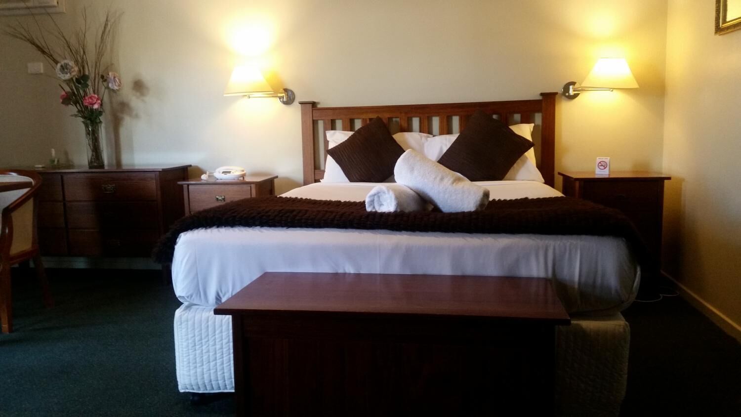 Ringwood Lake Inn