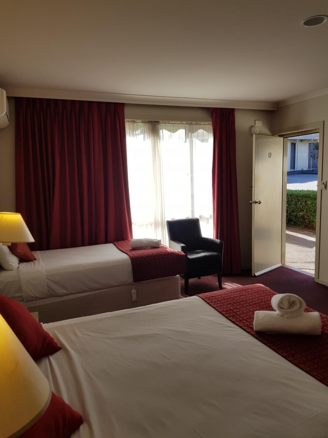Ringwood Lake Inn