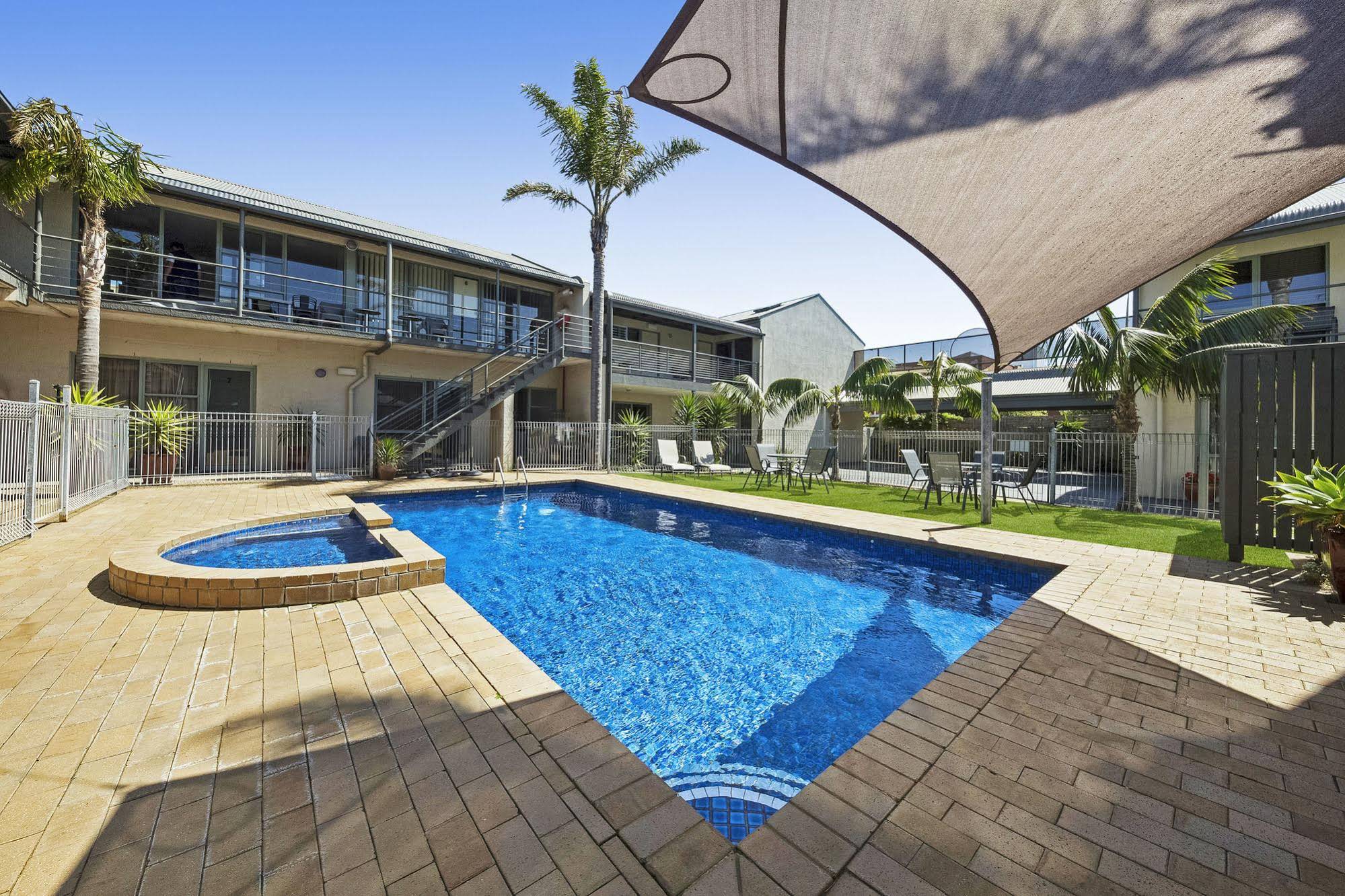 Moonlight Bay Resort