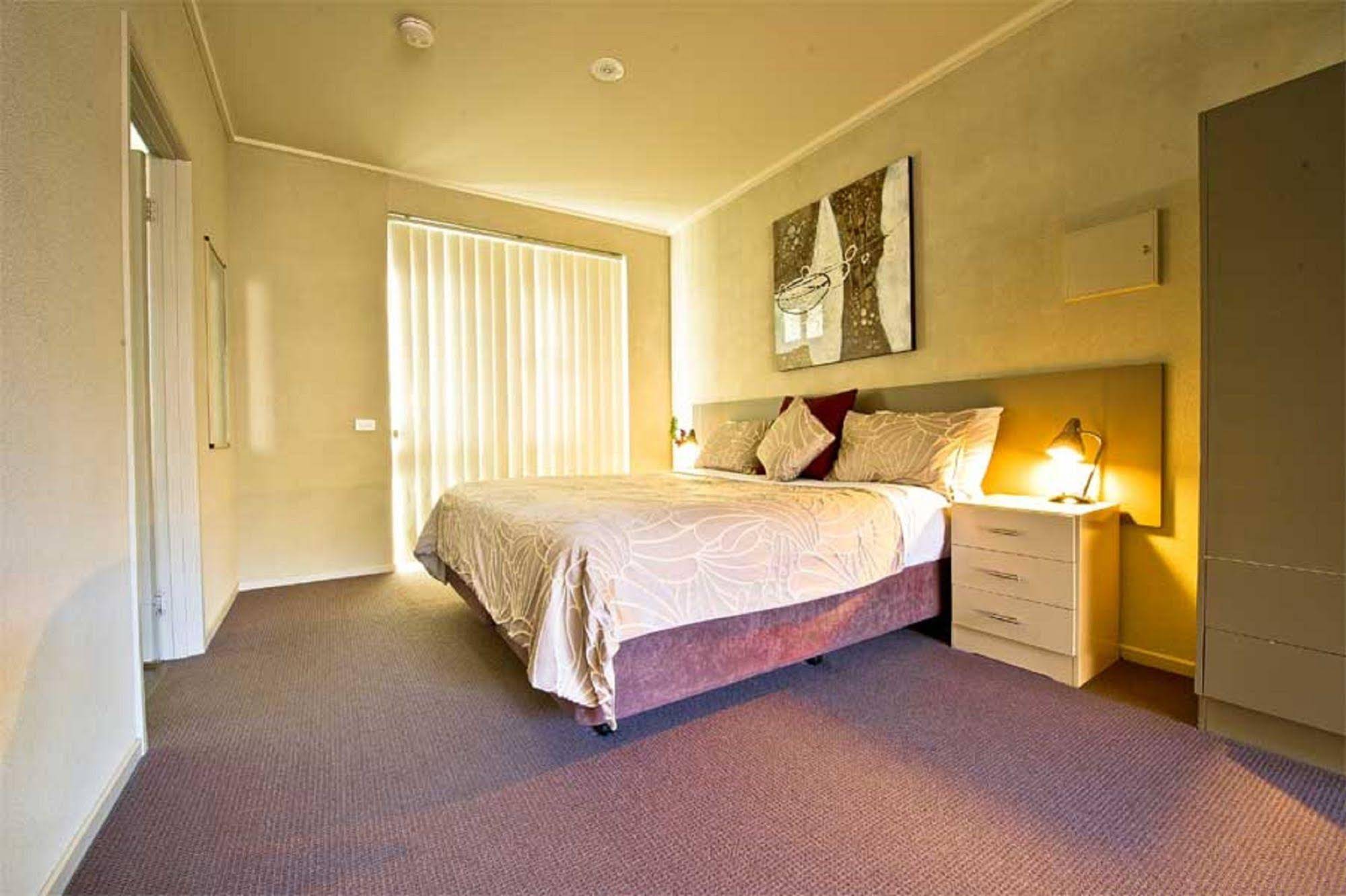 Moonlight Bay Resort