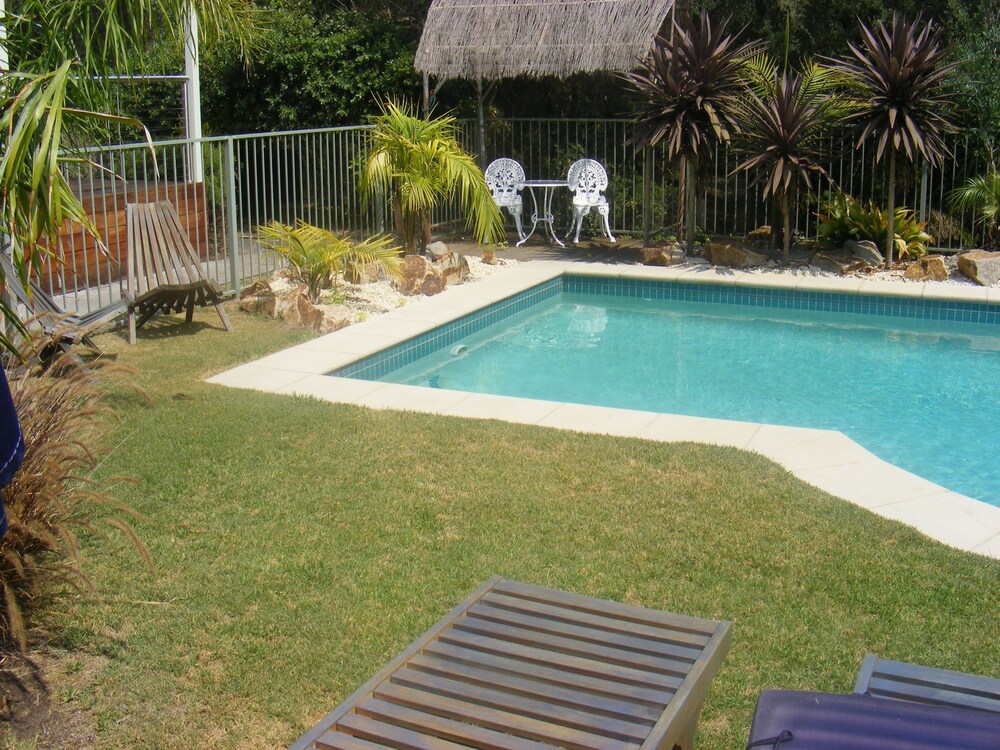 Weeroona Bed & Breakfast