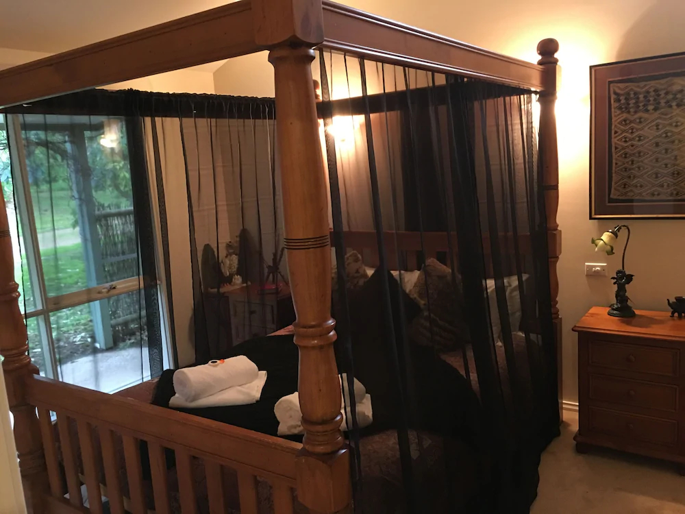 Weeroona Bed & Breakfast
