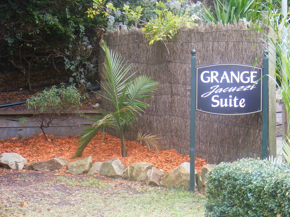 Weeroona Bed & Breakfast