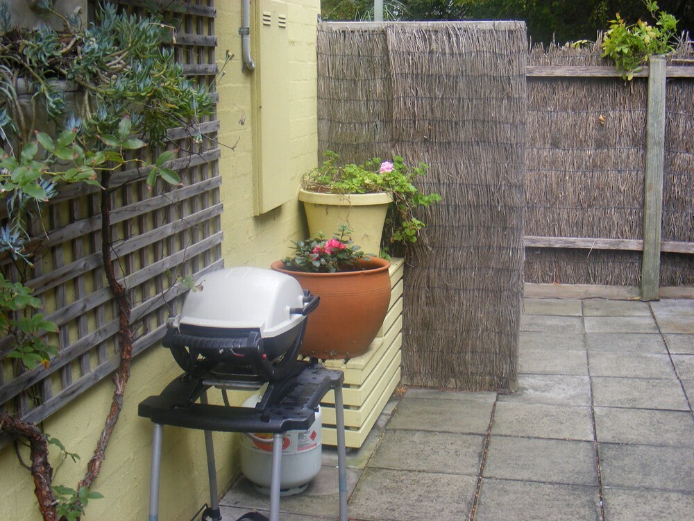 Weeroona Bed & Breakfast
