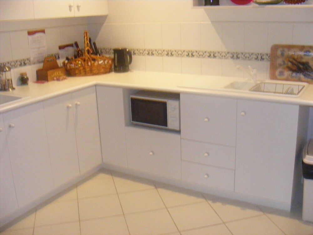 Weeroona Bed & Breakfast