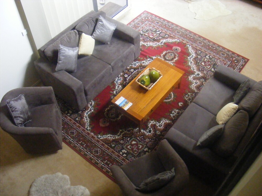 Weeroona Bed & Breakfast