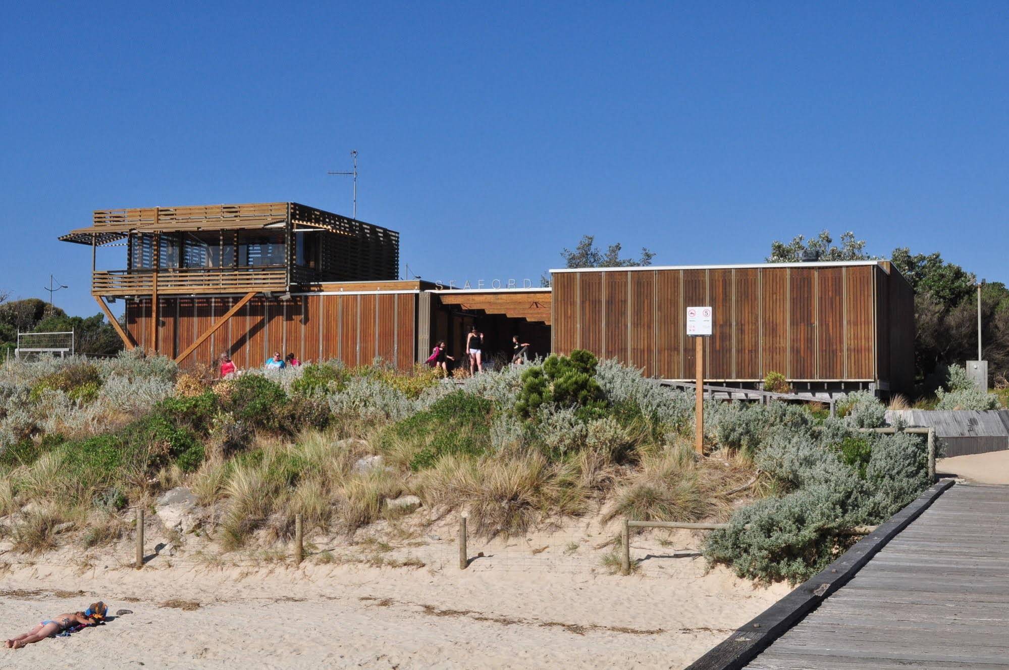 Sailaway Beach House