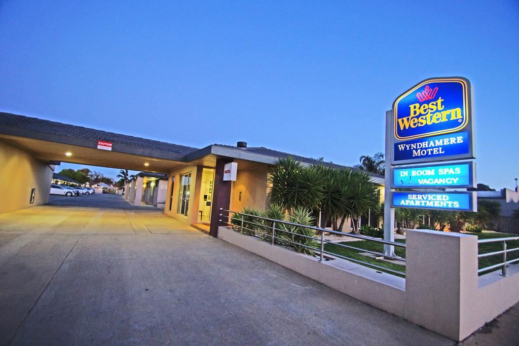 Wyndhamere Motel