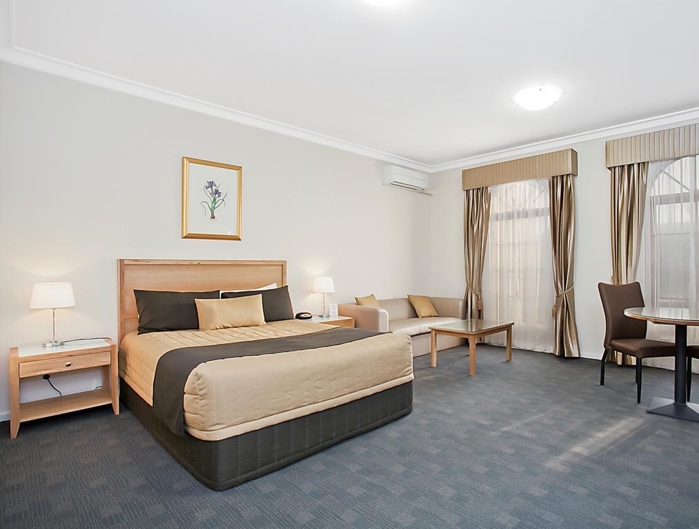Quality Hotel Sherbourne Terrace