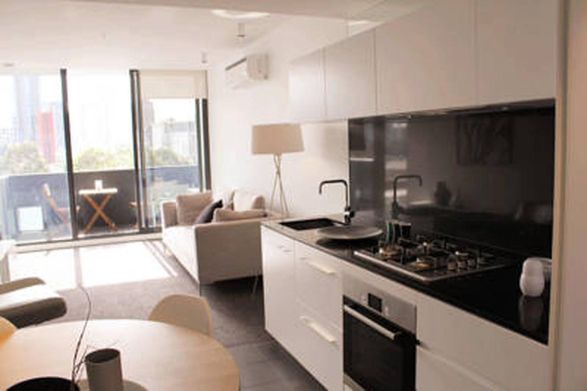 Guilfoyle Apartments