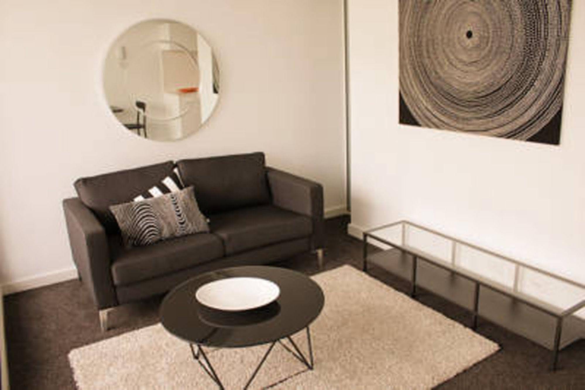 Guilfoyle Apartments