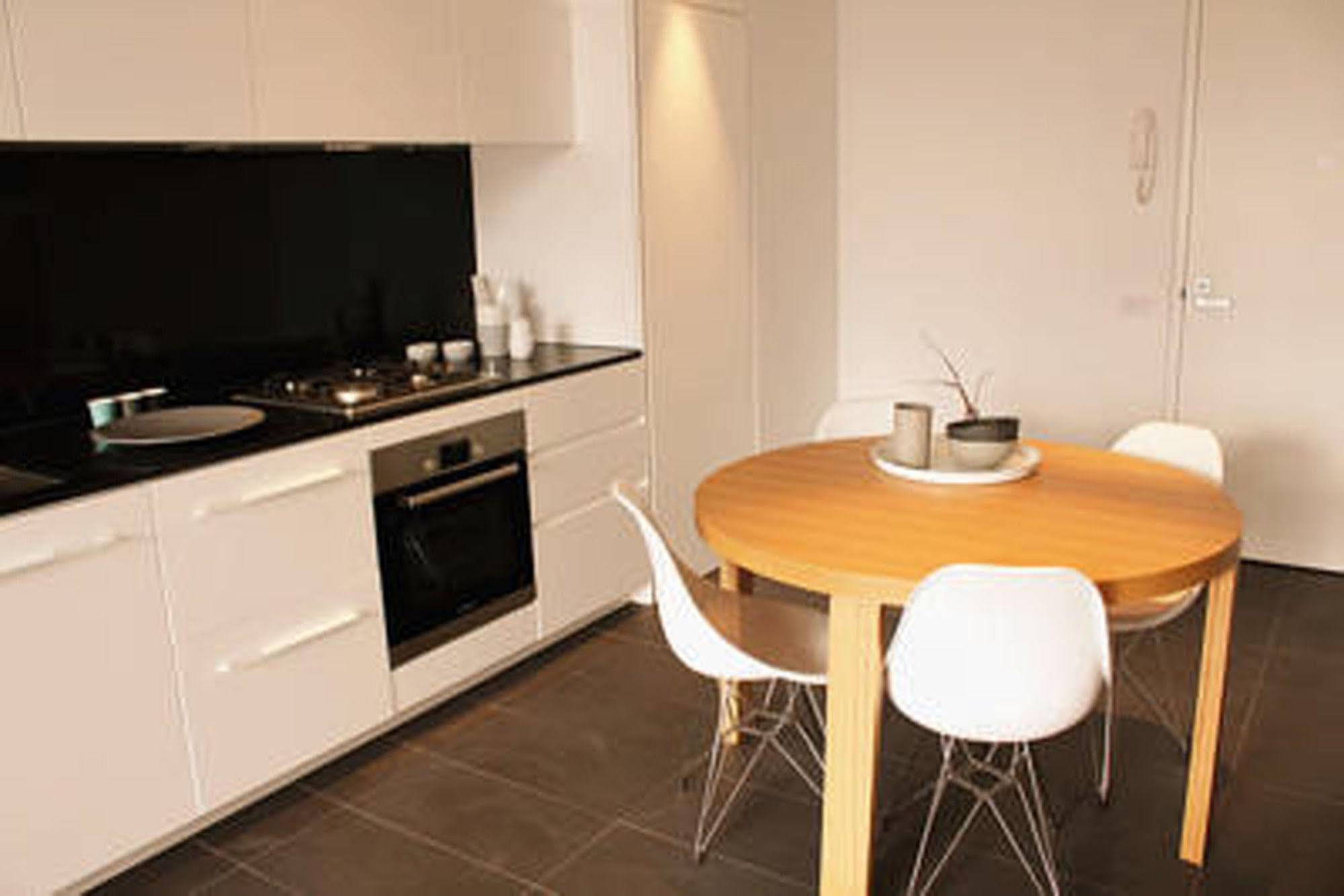 Guilfoyle Apartments