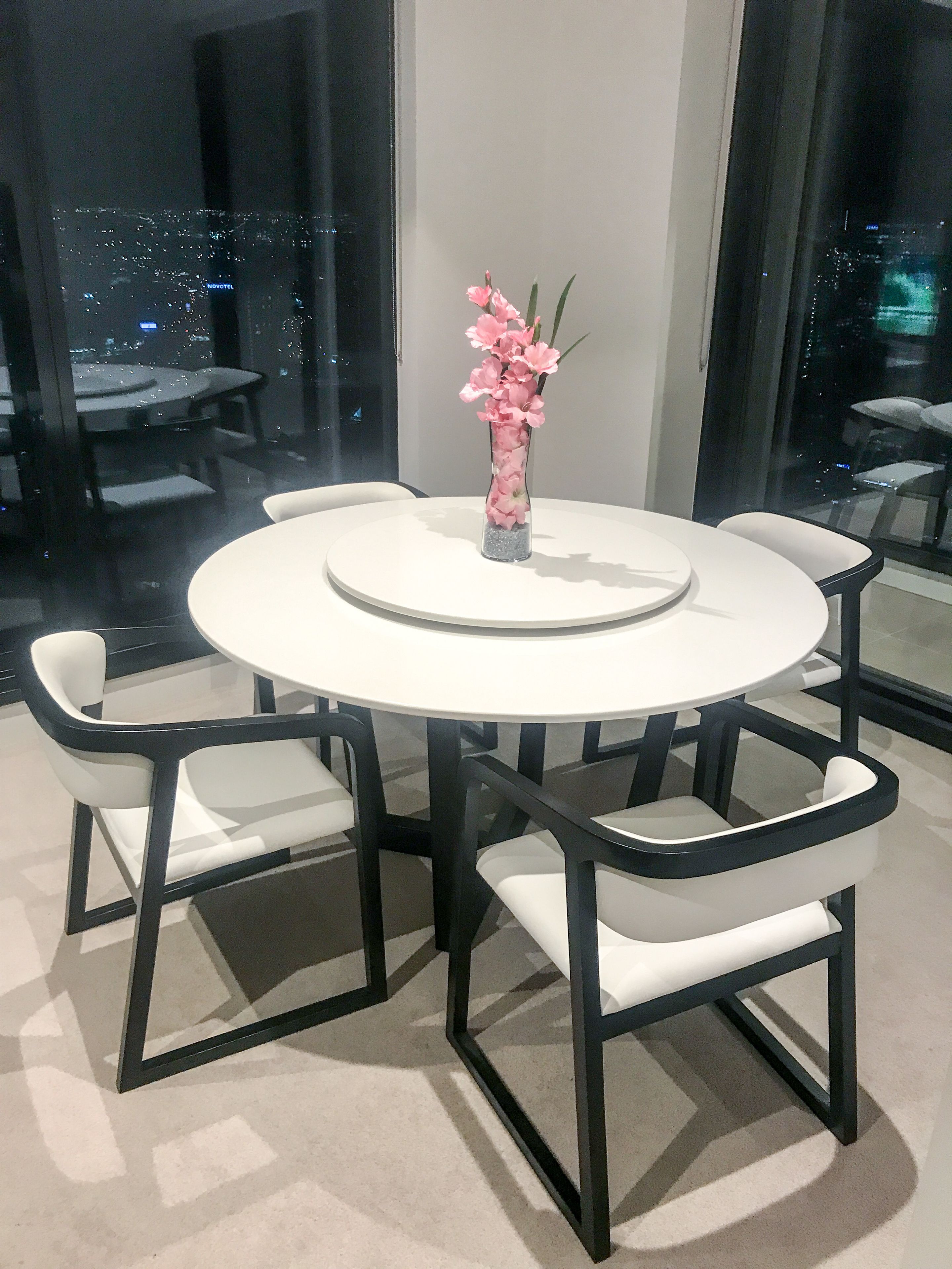 Southbank Platinum Tower Apartment