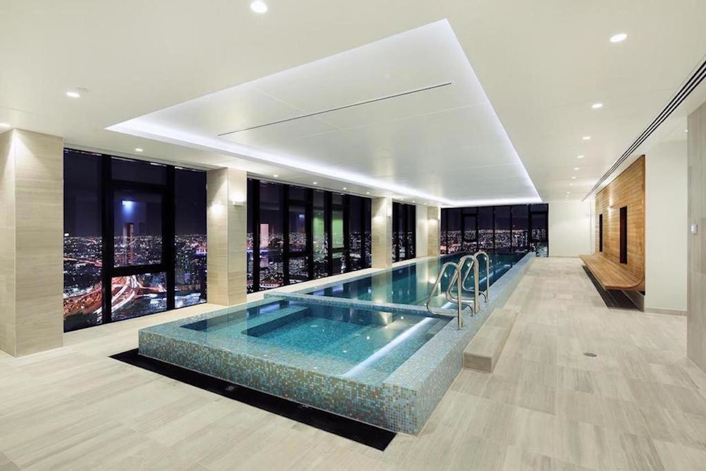 Southbank Platinum Tower Apartment