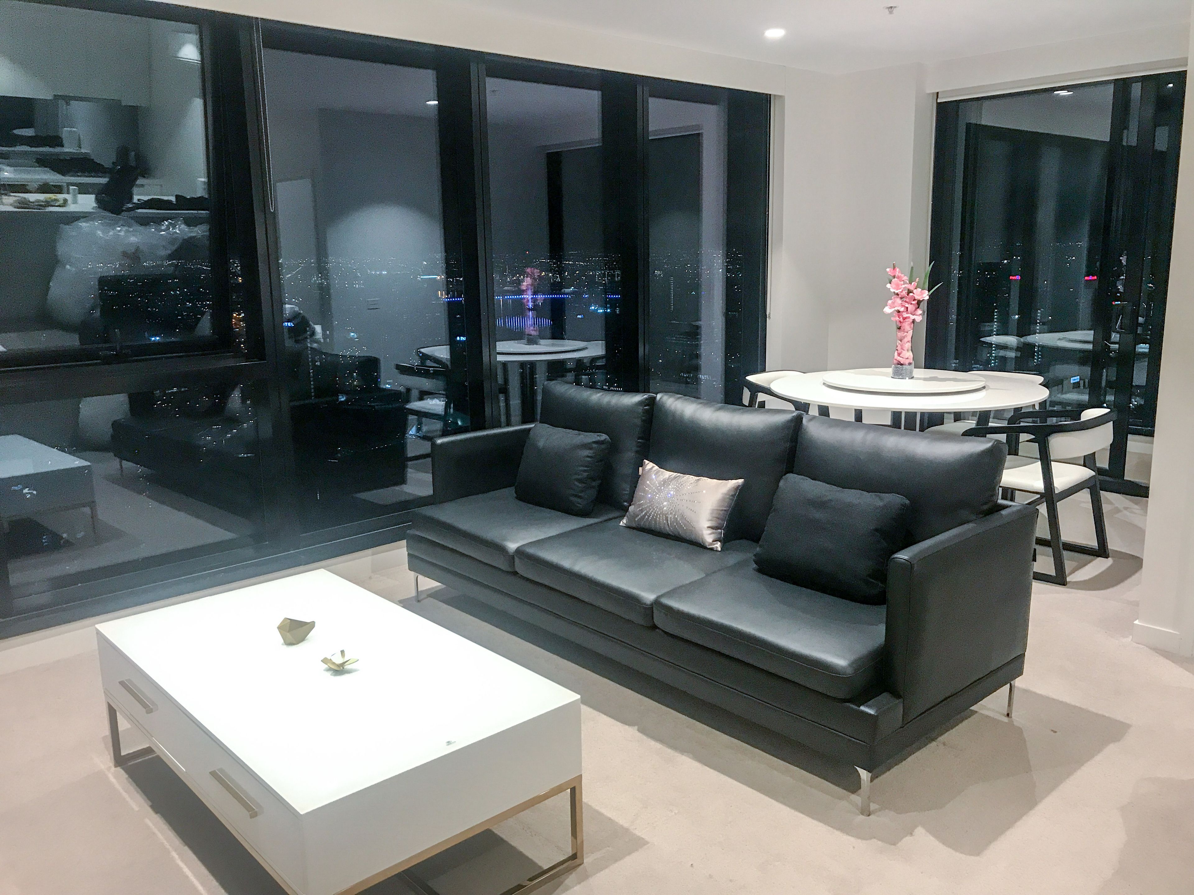Southbank Platinum Tower Apartment