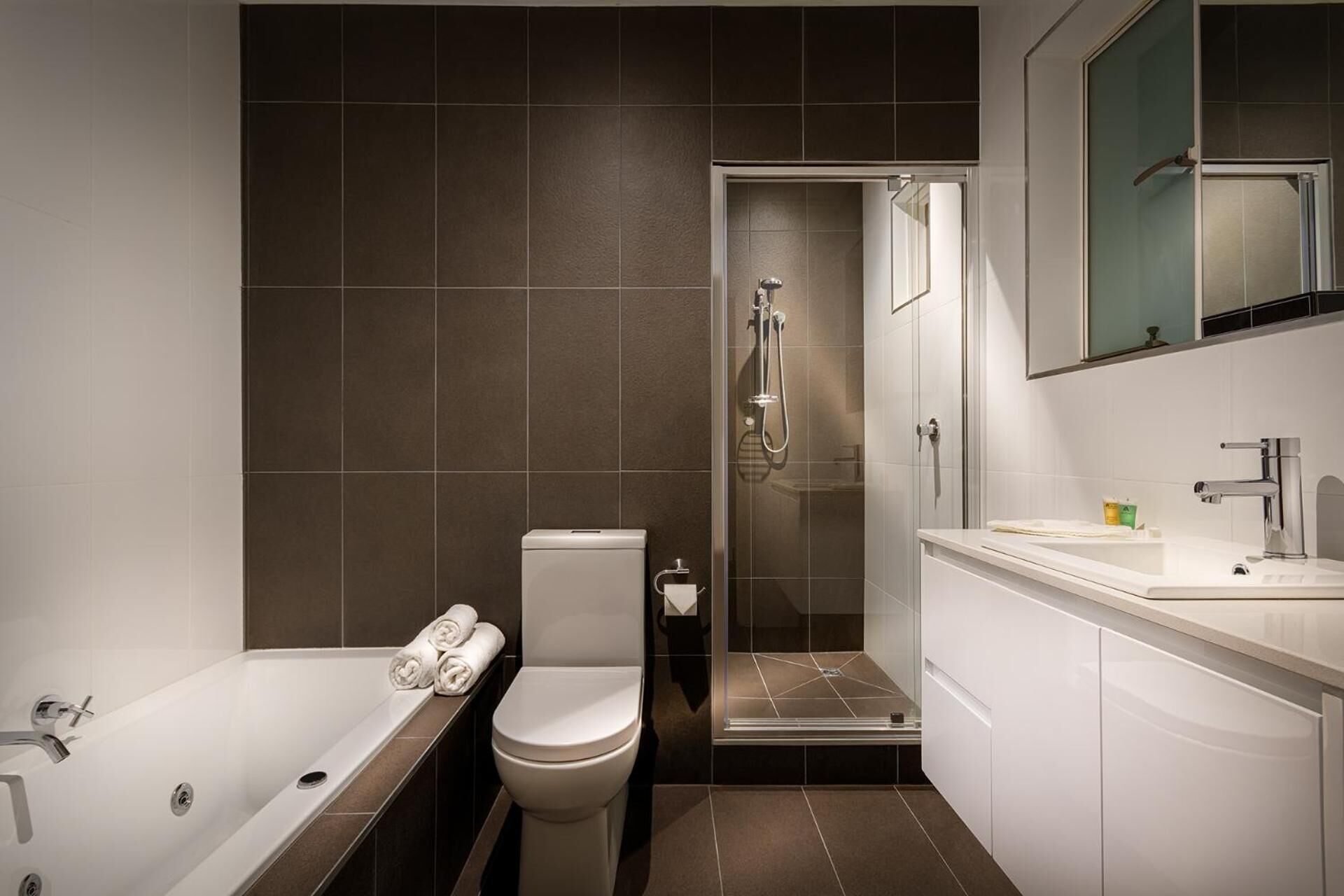 Crest on Barkly Serviced Apartments
