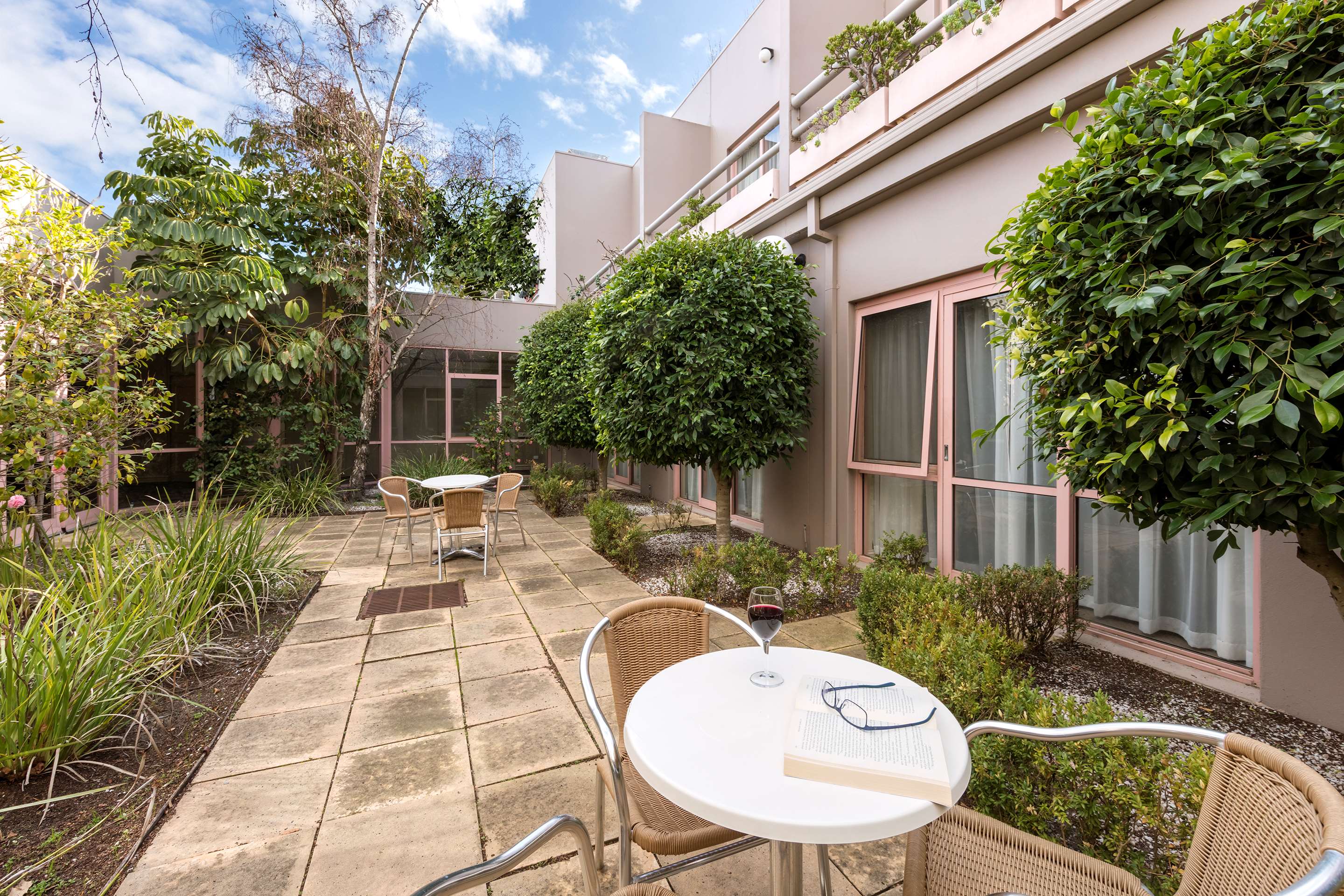 Kimberley Gardens Hotel & Serviced Apartments