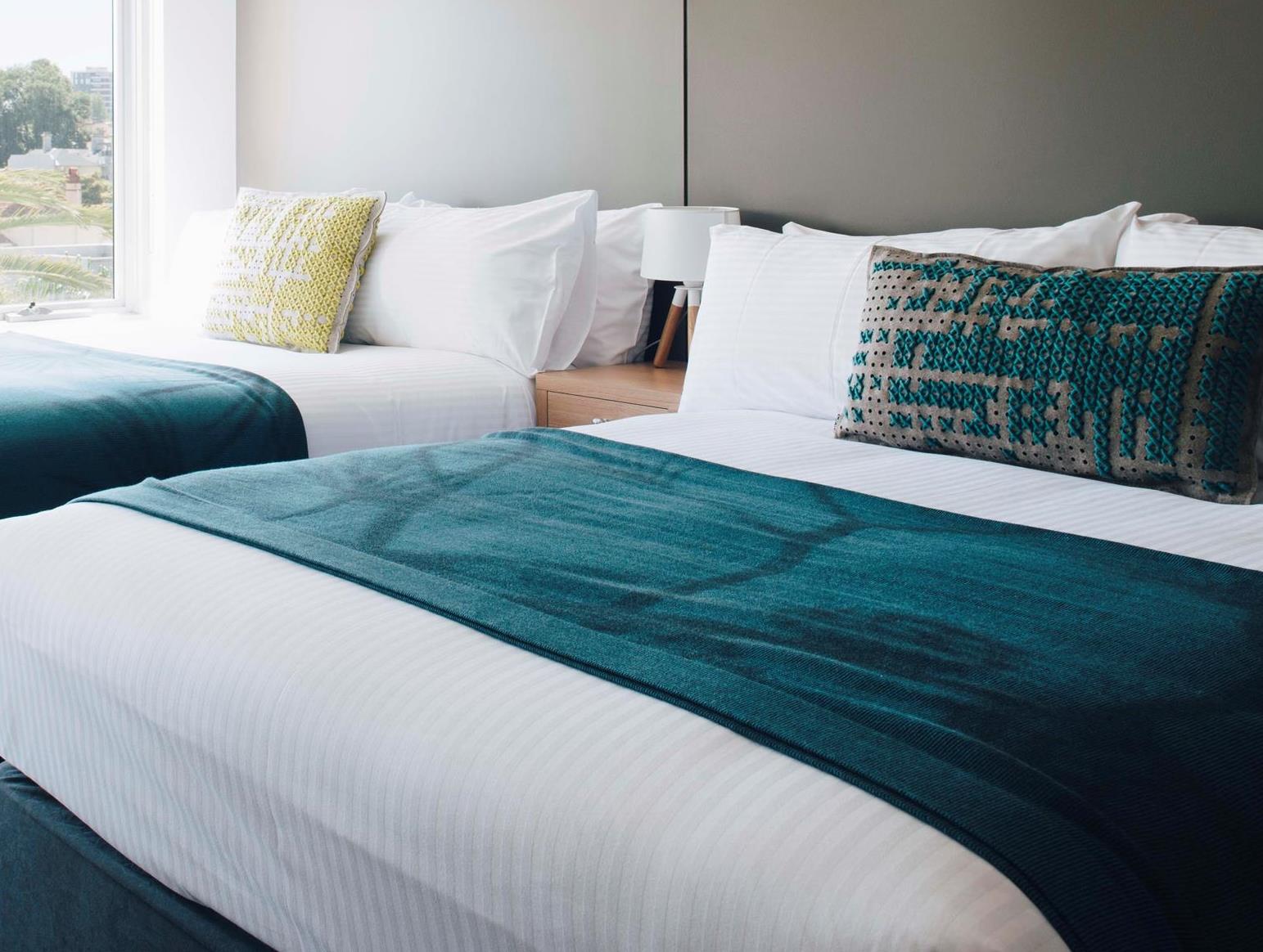 Saint Kilda Beach Hotel