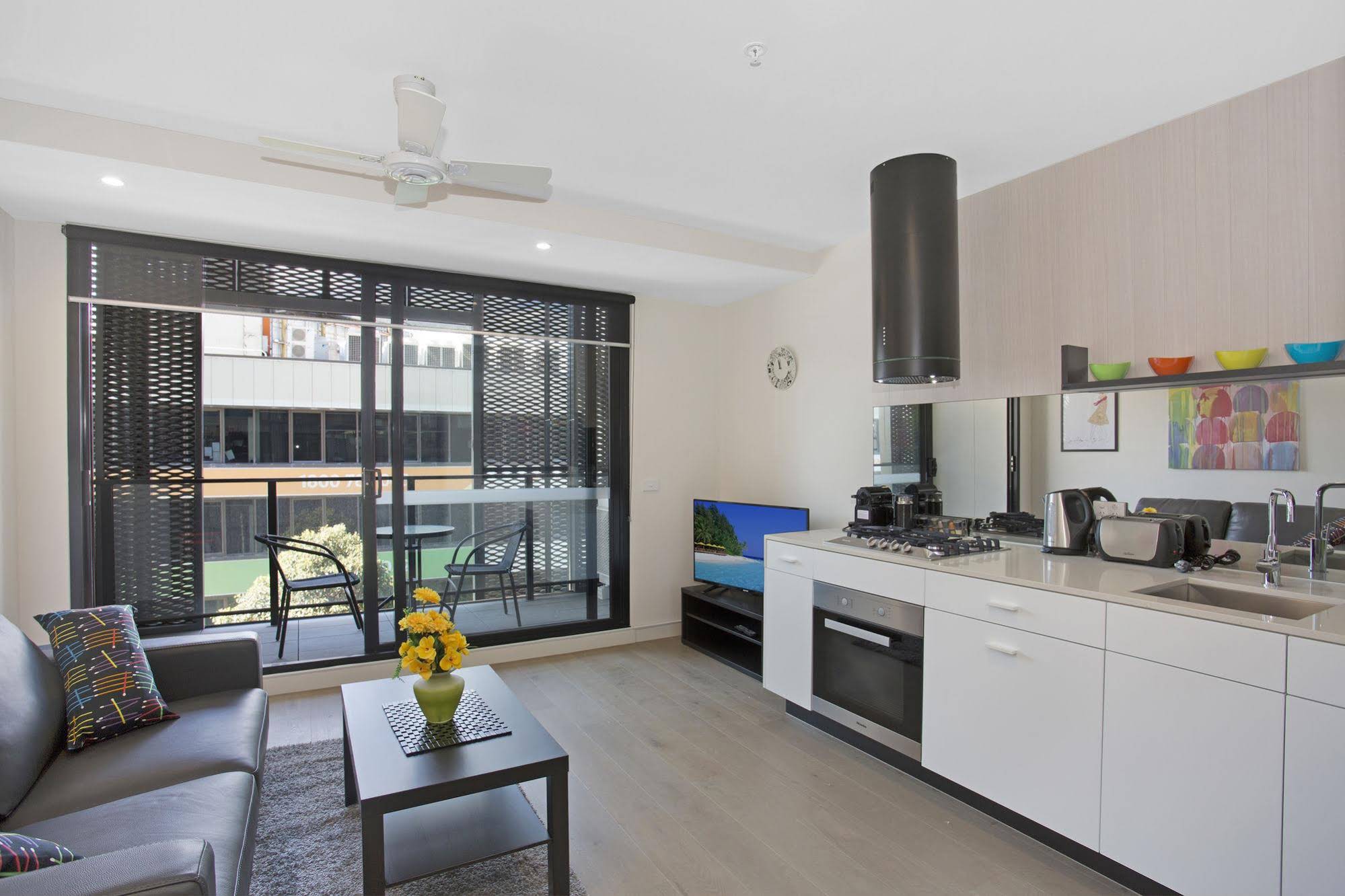 St Kilda Holiday Apartments