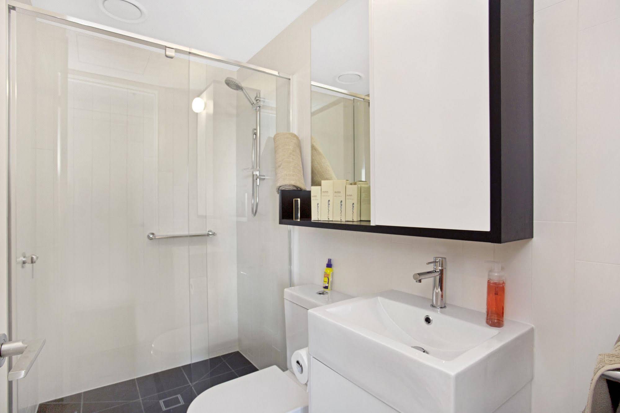 St Kilda Holiday Apartments