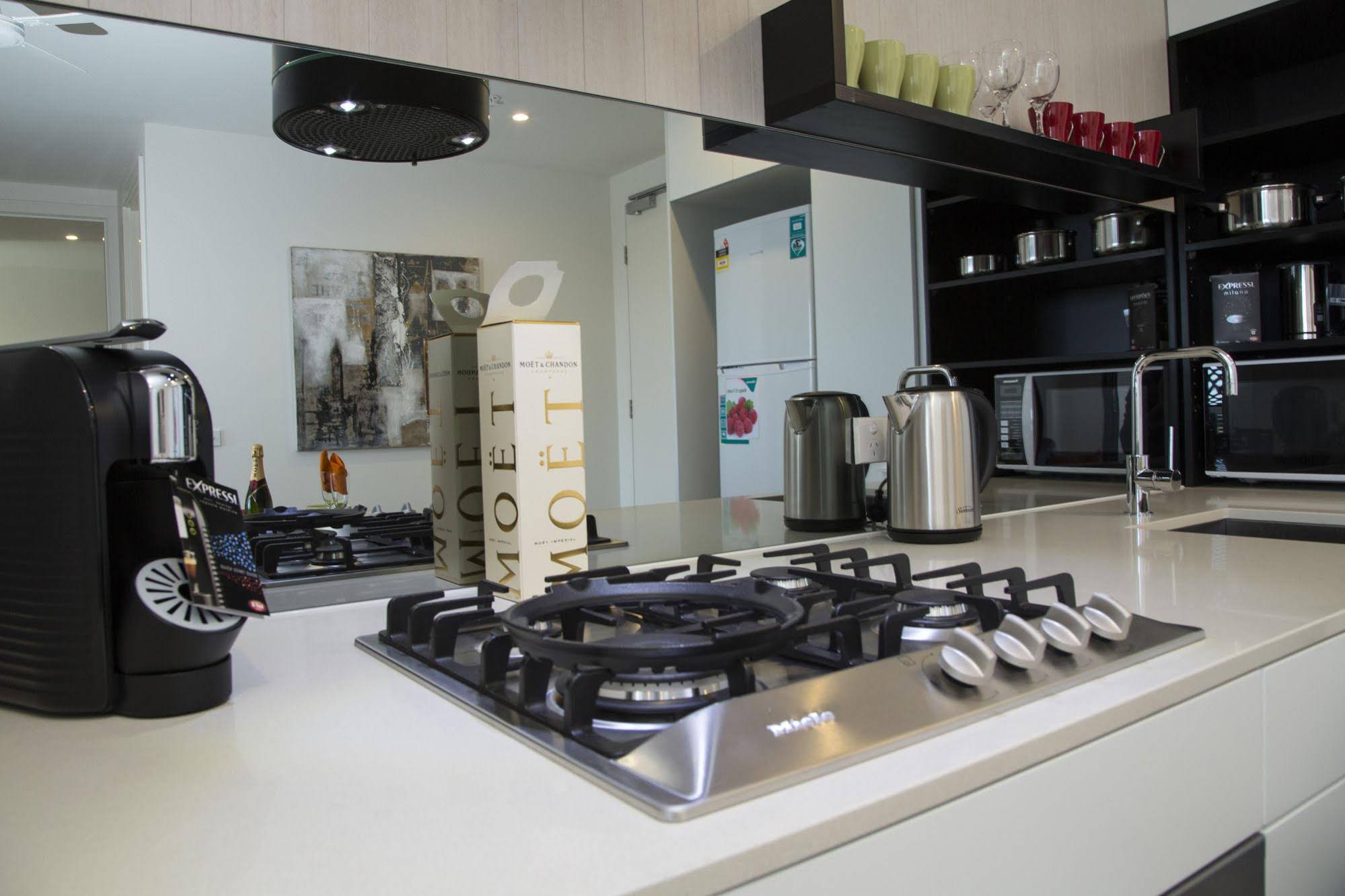 St Kilda Holiday Apartments