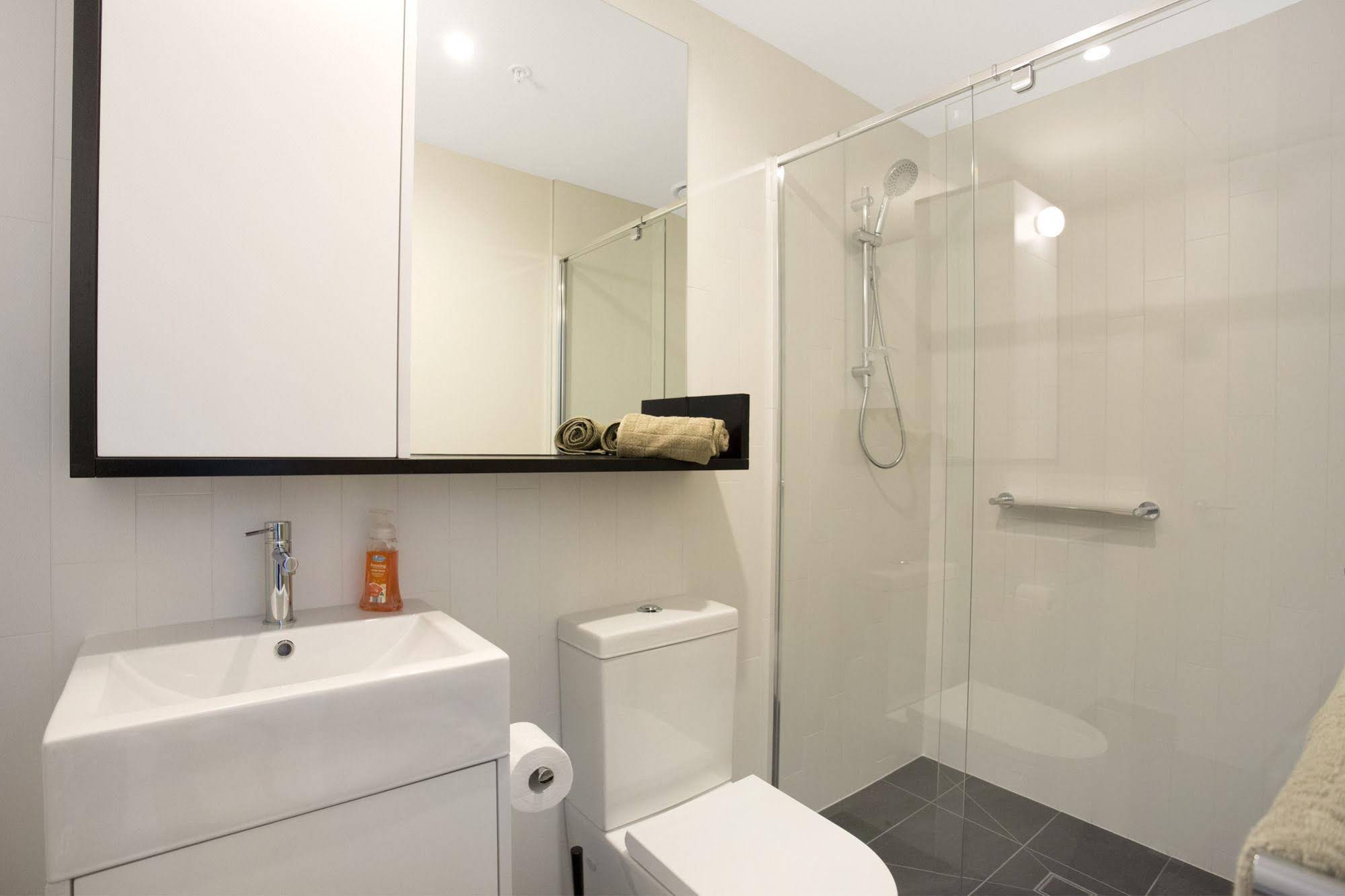 St Kilda Holiday Apartments