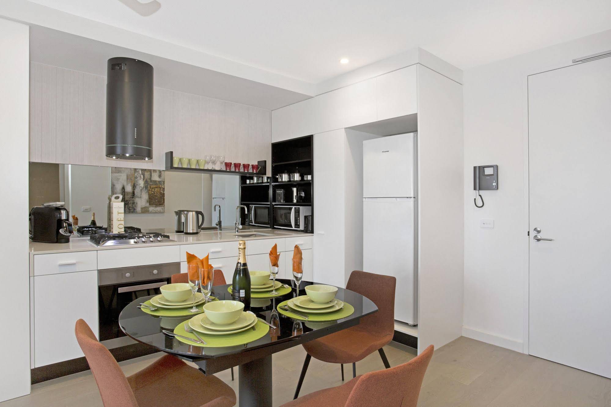 St Kilda Holiday Apartments