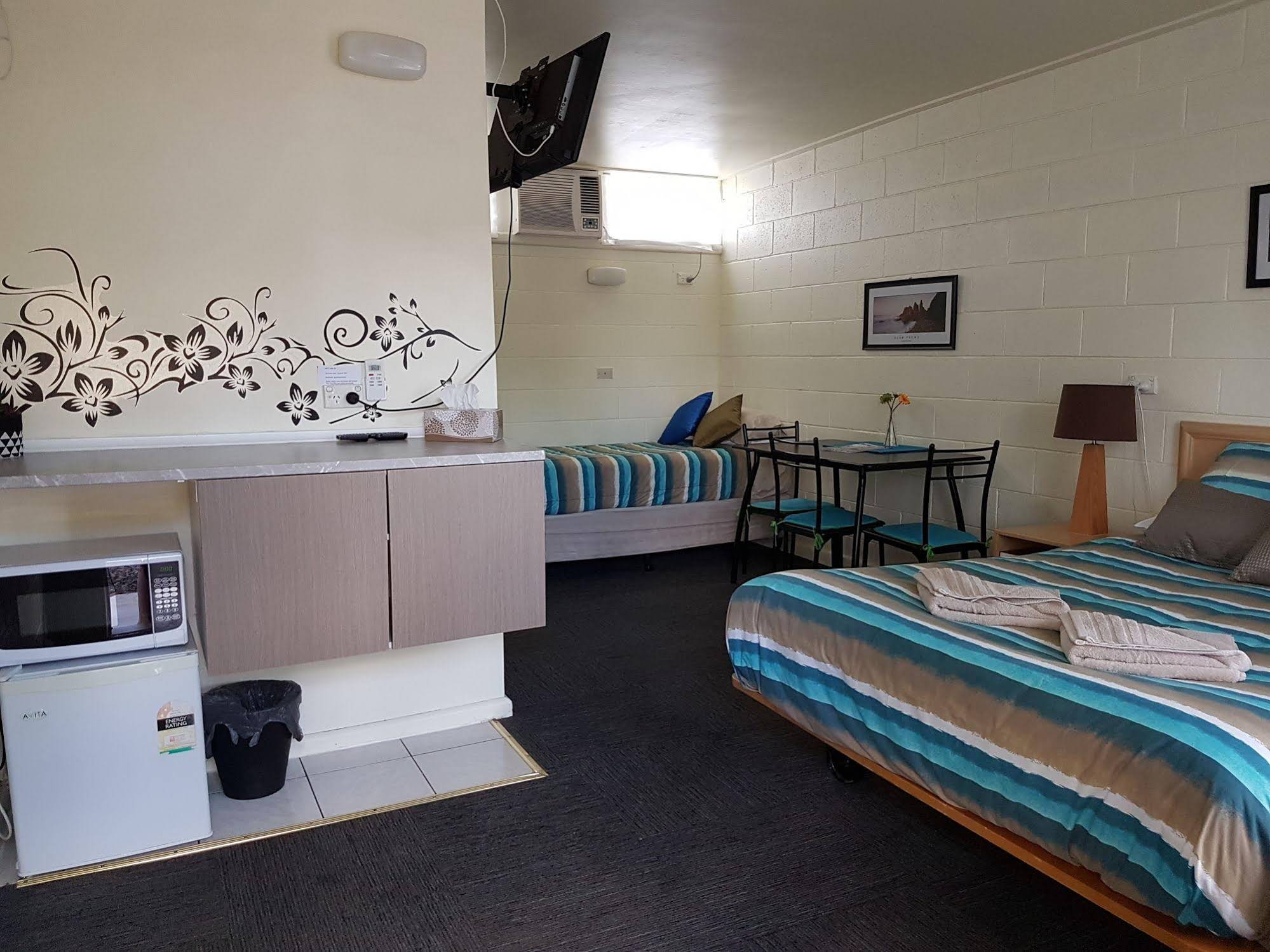 Gazebo Motor Inn